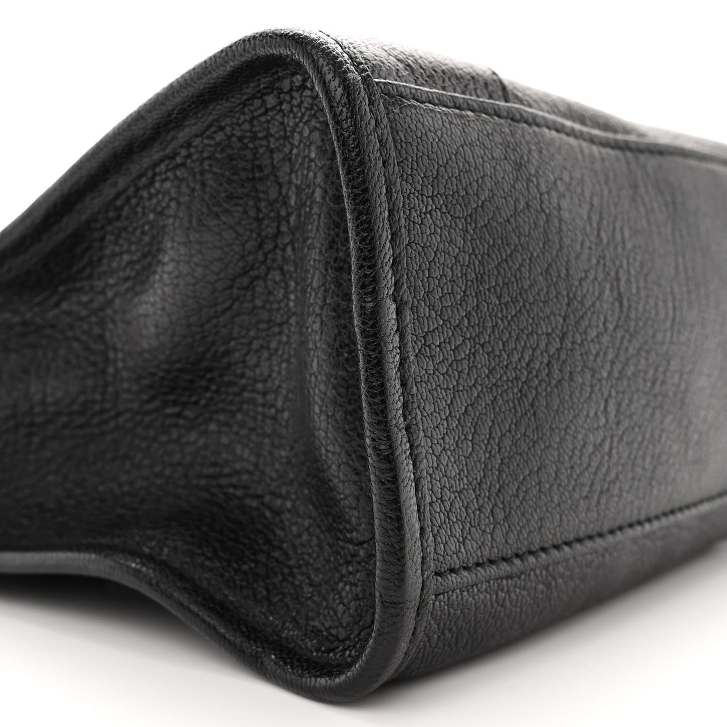 Chevre Silver Metallic Edge Hardware S City Black