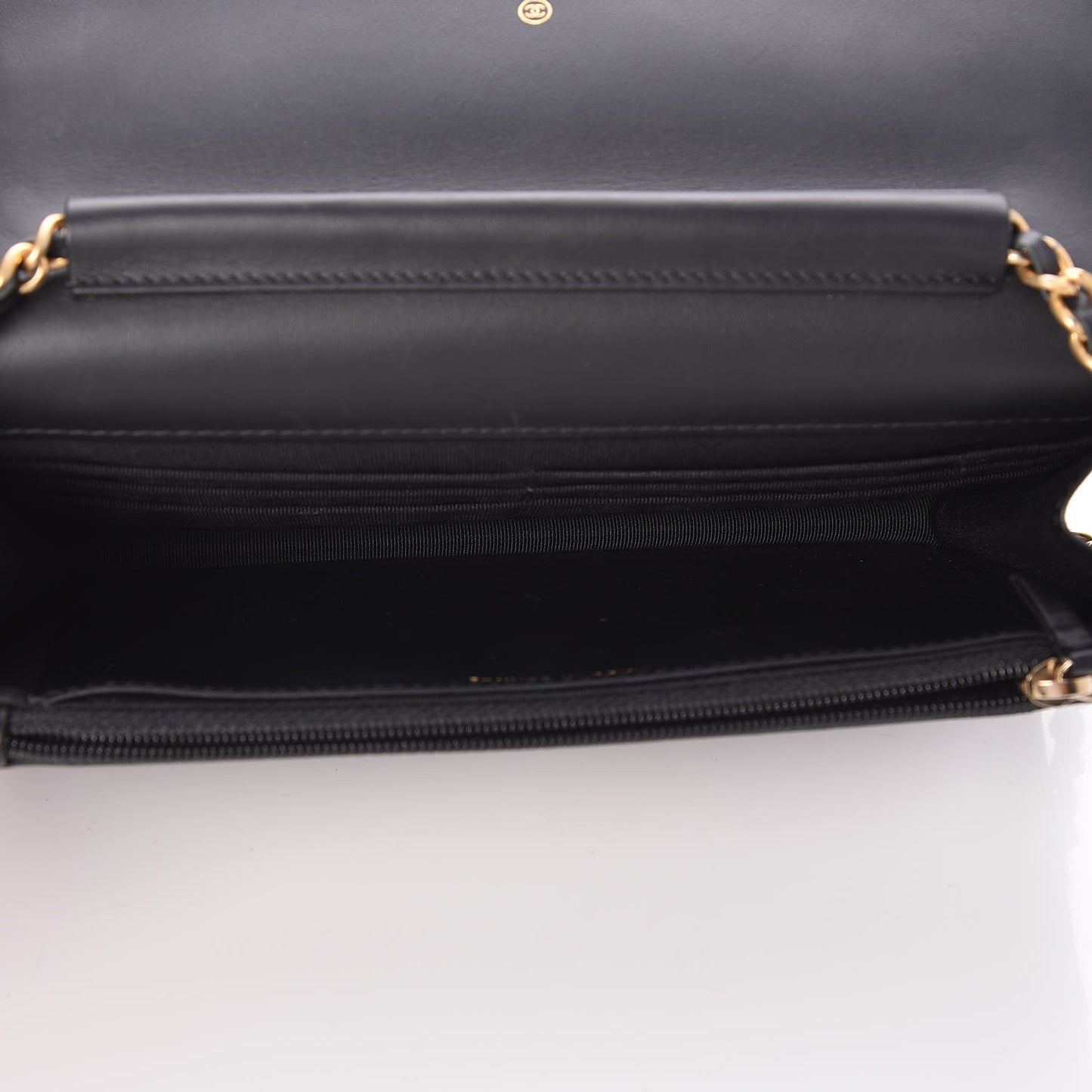 Aged Calfskin Casino 2.55 Reissue Wallet on Chain WOC Black