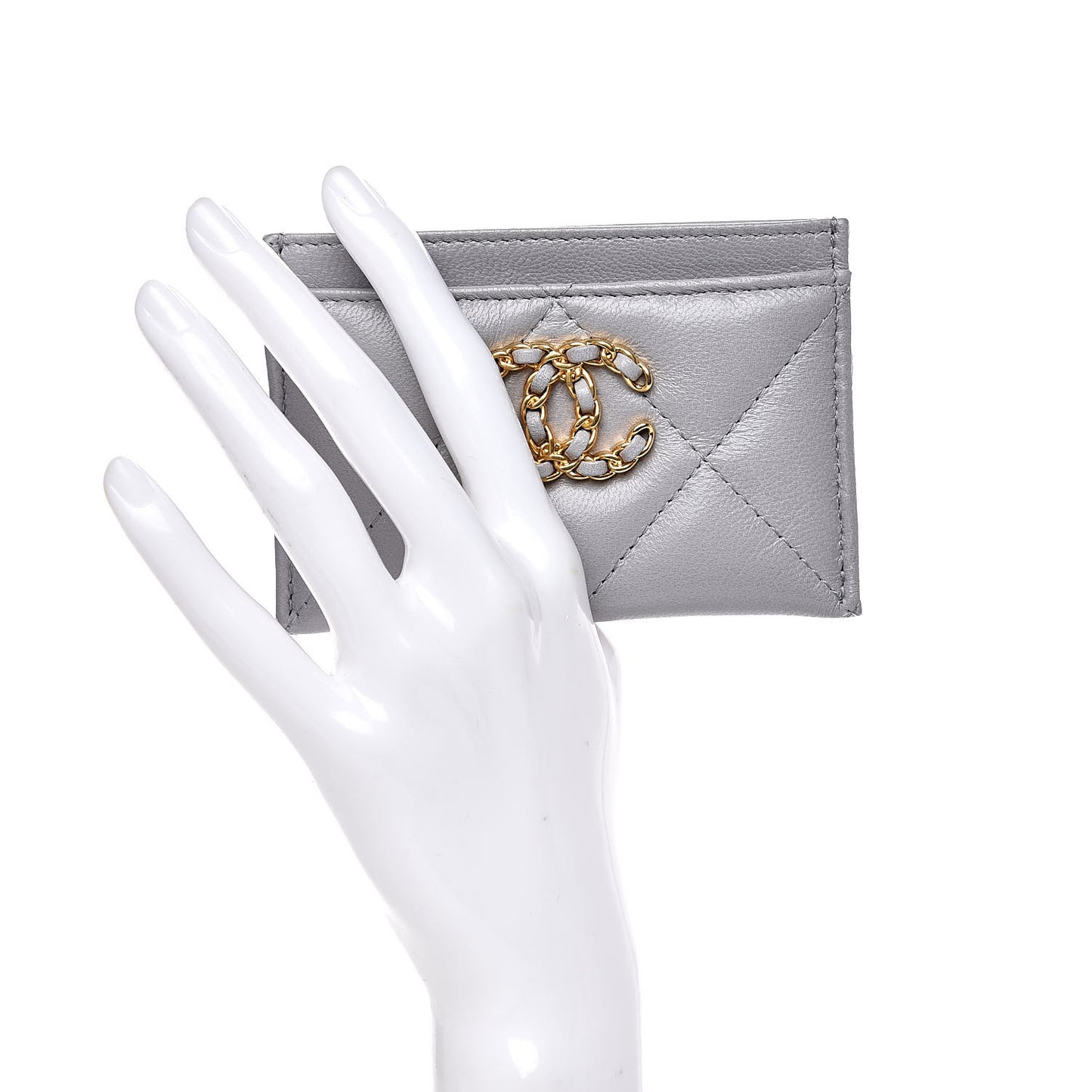 Shiny Goatskin Quilted 19 Card Holder Grey