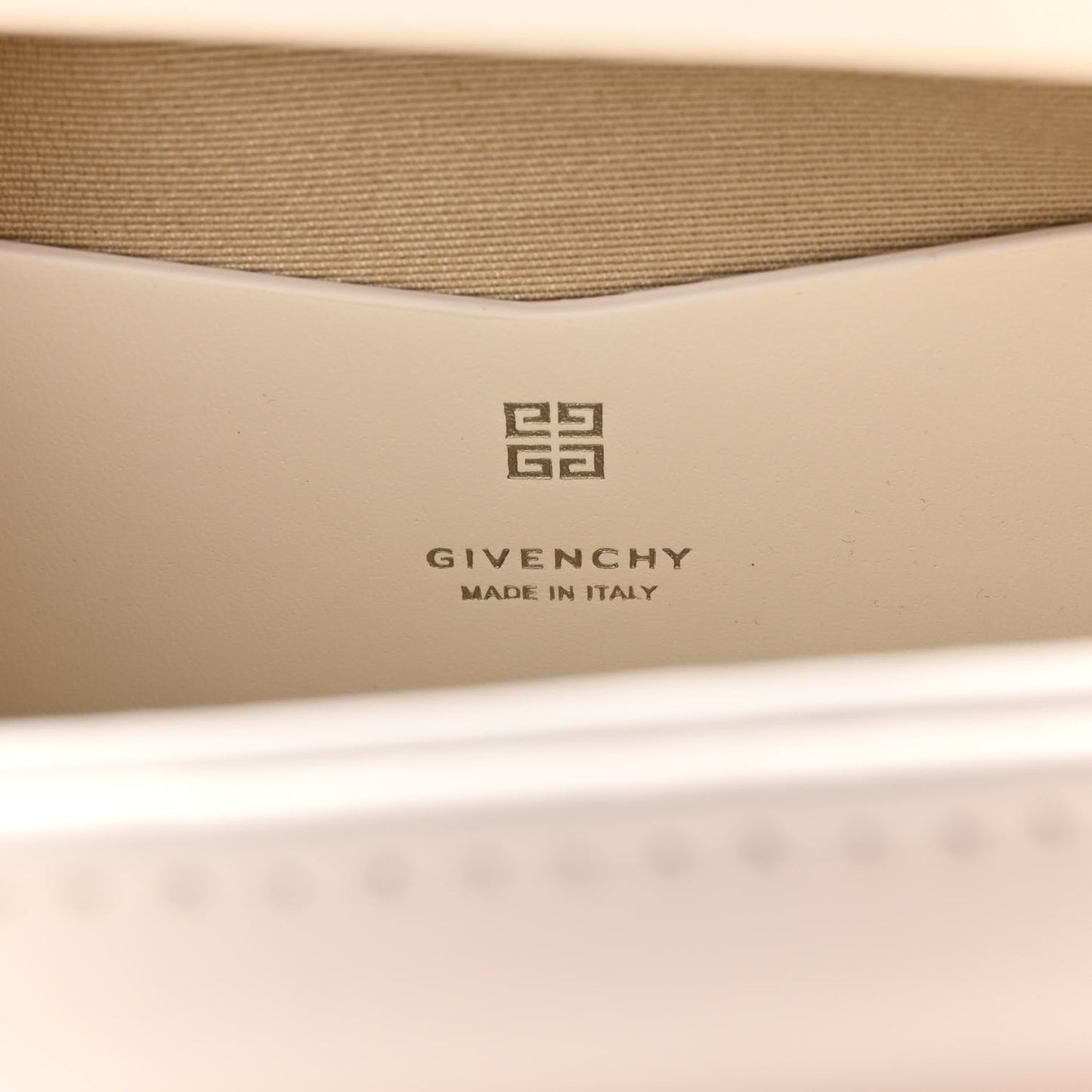 Box Calfskin Mini Antigona Stretch Ivory