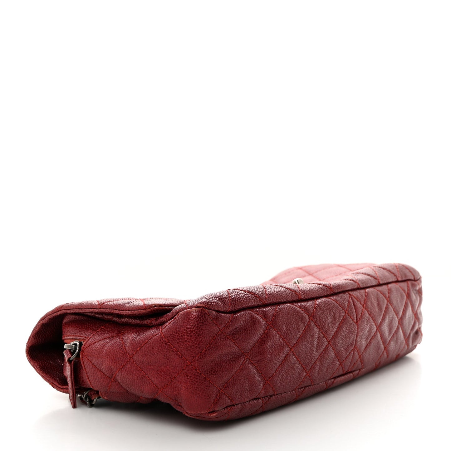Iridescent Caviar Quilted Large Chic Flap Red