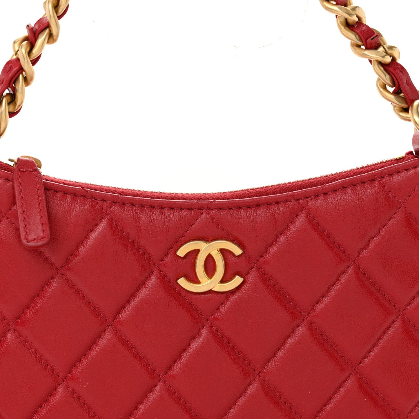 Shiny Crumpled Lambskin Quilted Trendy Chain Around Hobo Red