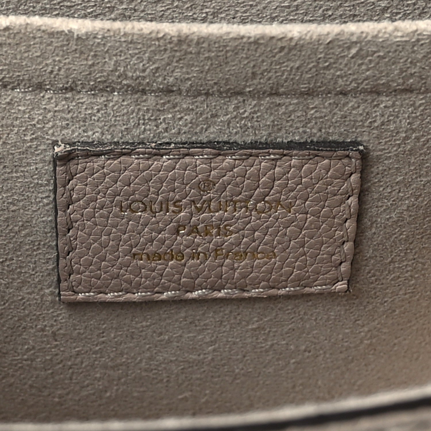 Louis Vuitton Grained Calfskin Lockme Tender Greige 6 of 8