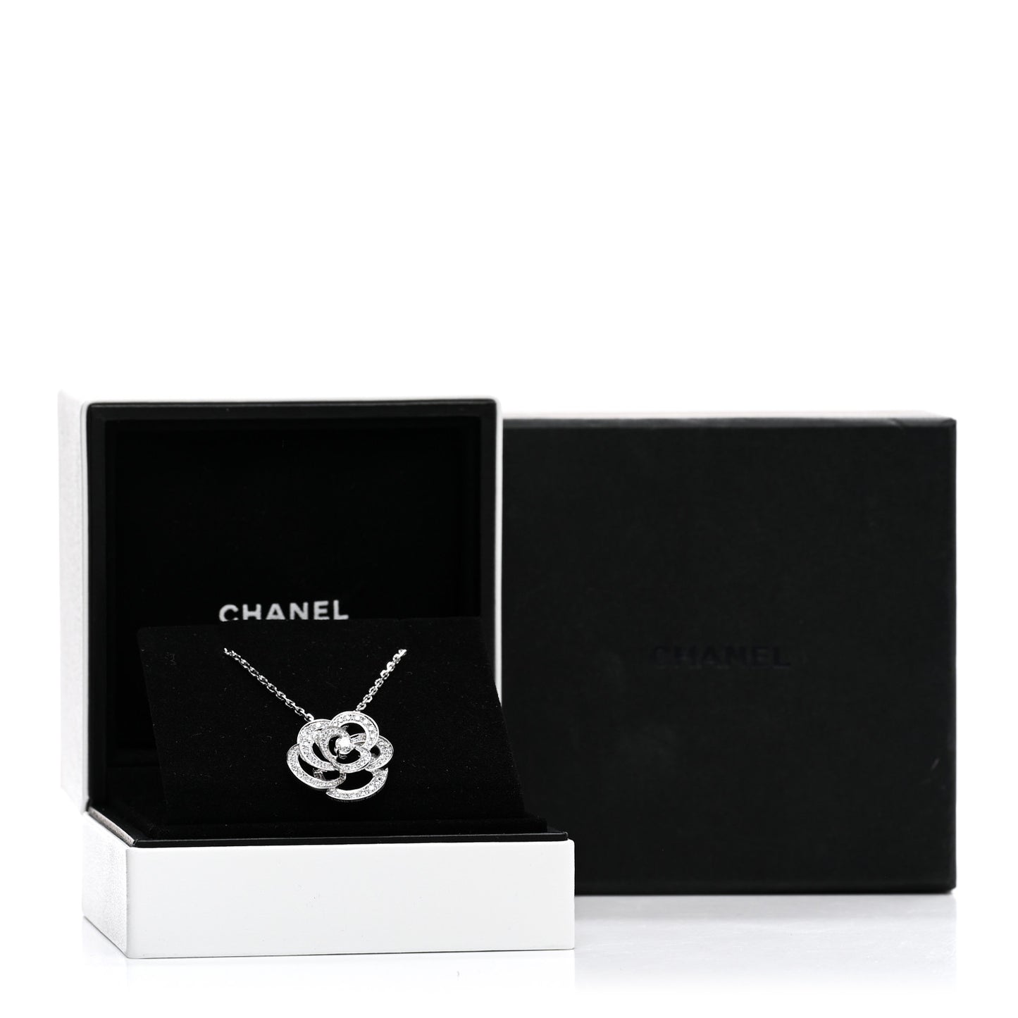 18K White Gold Diamond Small Fil De Camelia Pendant Necklace
