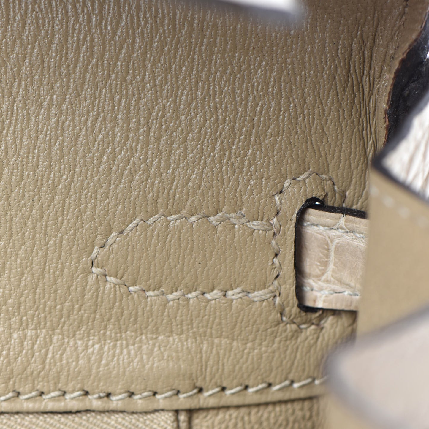 Matte Alligator Birkin 25 Trench