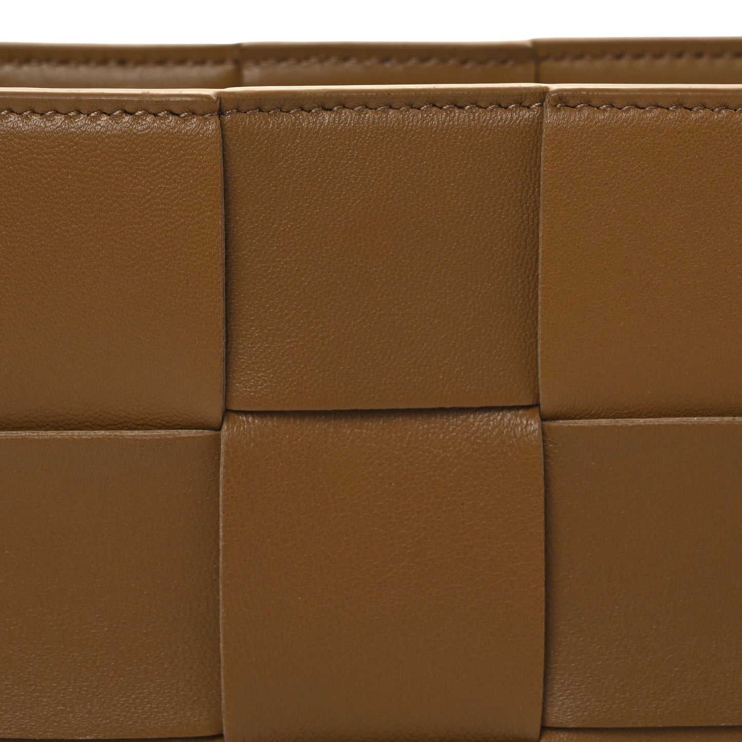 Calfskin Maxi Intrecciato Cassette Pouch On Strap Camel