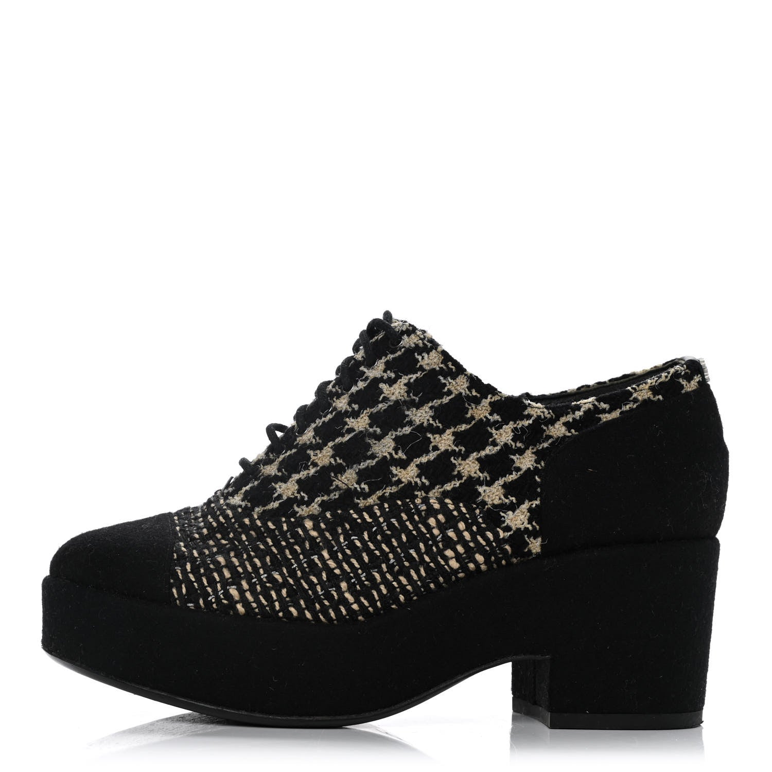 CHANEL Tweed Lace Up Shoes シャネル　シューズ Chanel Tweed Lace Up Platform Oxfords 37 Black Multicolor 896528