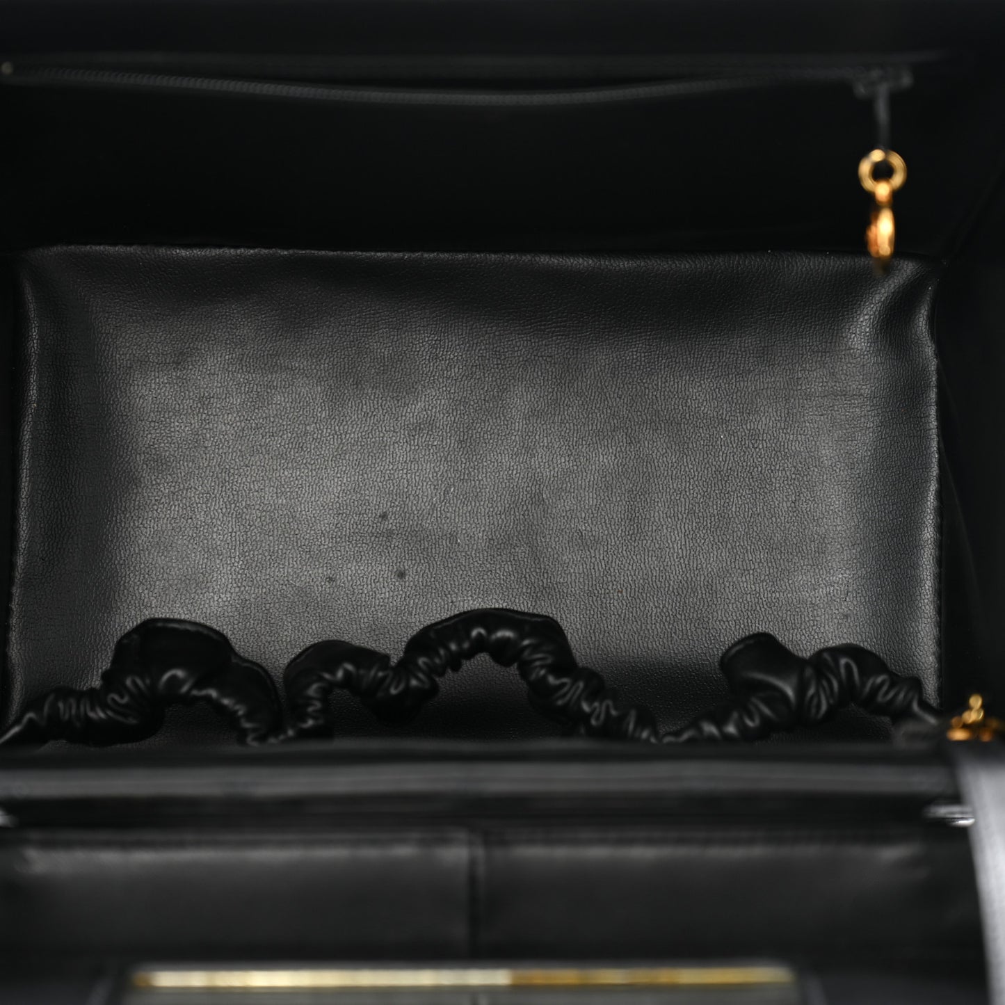 Calfskin Stitch Vanity Case Black