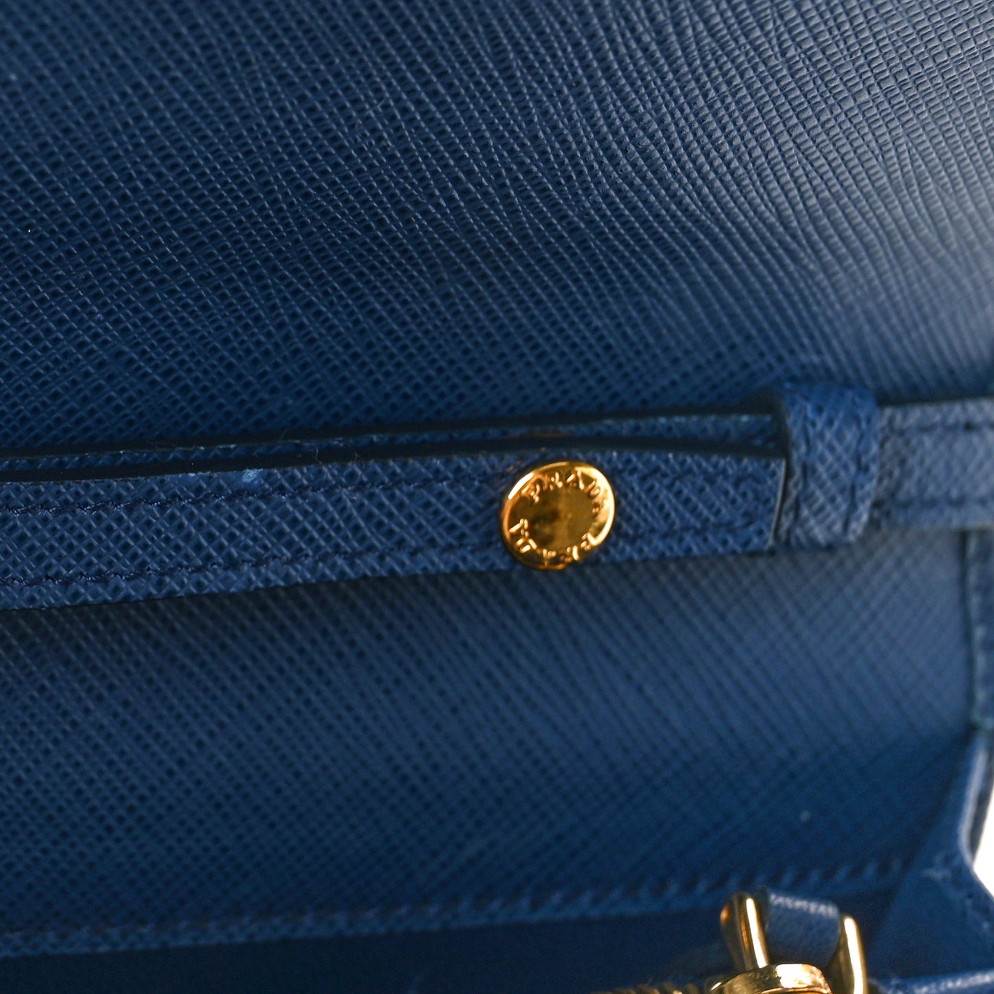 Saffiano Lux Chain Wallet Bluette