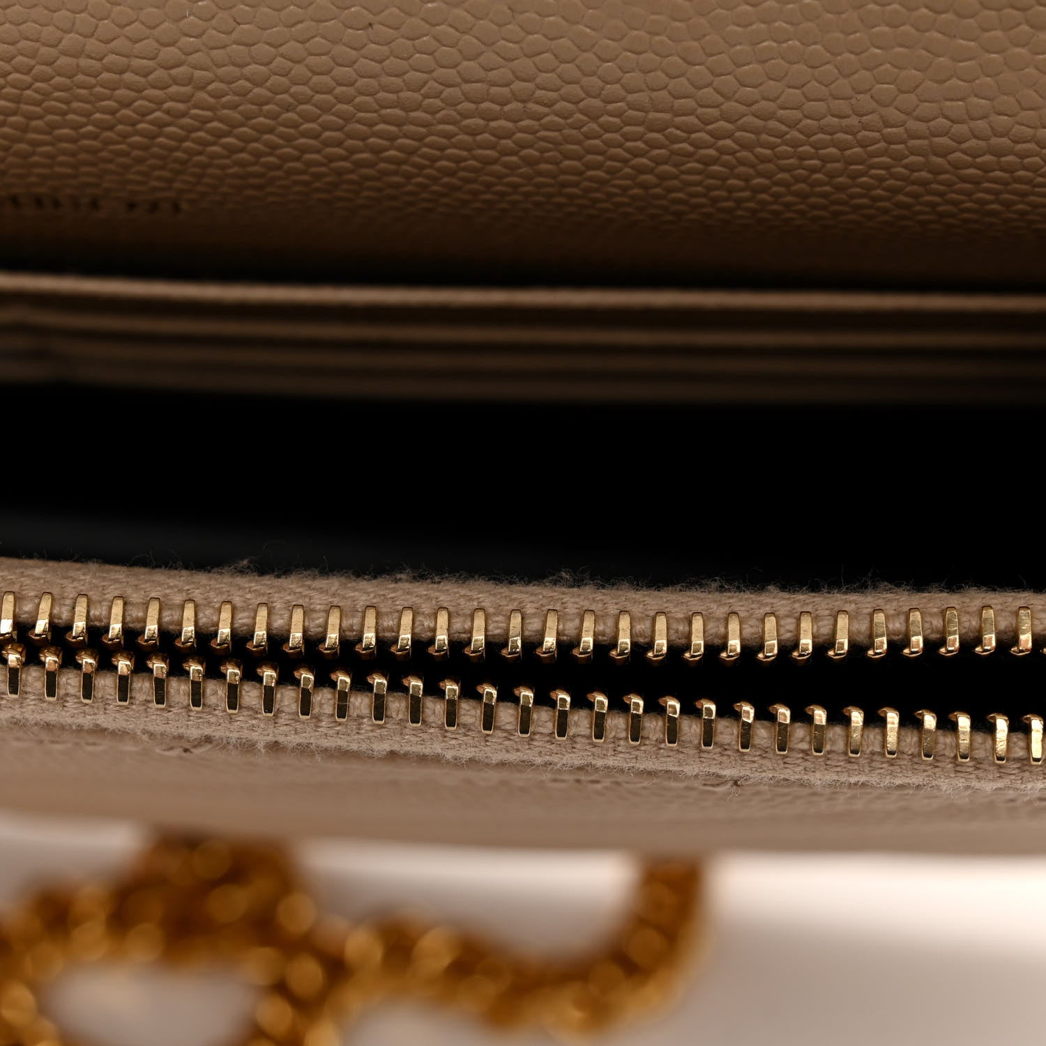 Saint Laurent Grain De Poudre Matelasse Chevron Monogram Envelope Chain Wallet Nude Powder 14 of 15