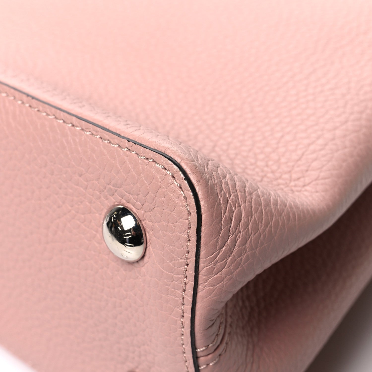 Louis Vuitton Taurillon Capucines PM Magnolia 11 of 12