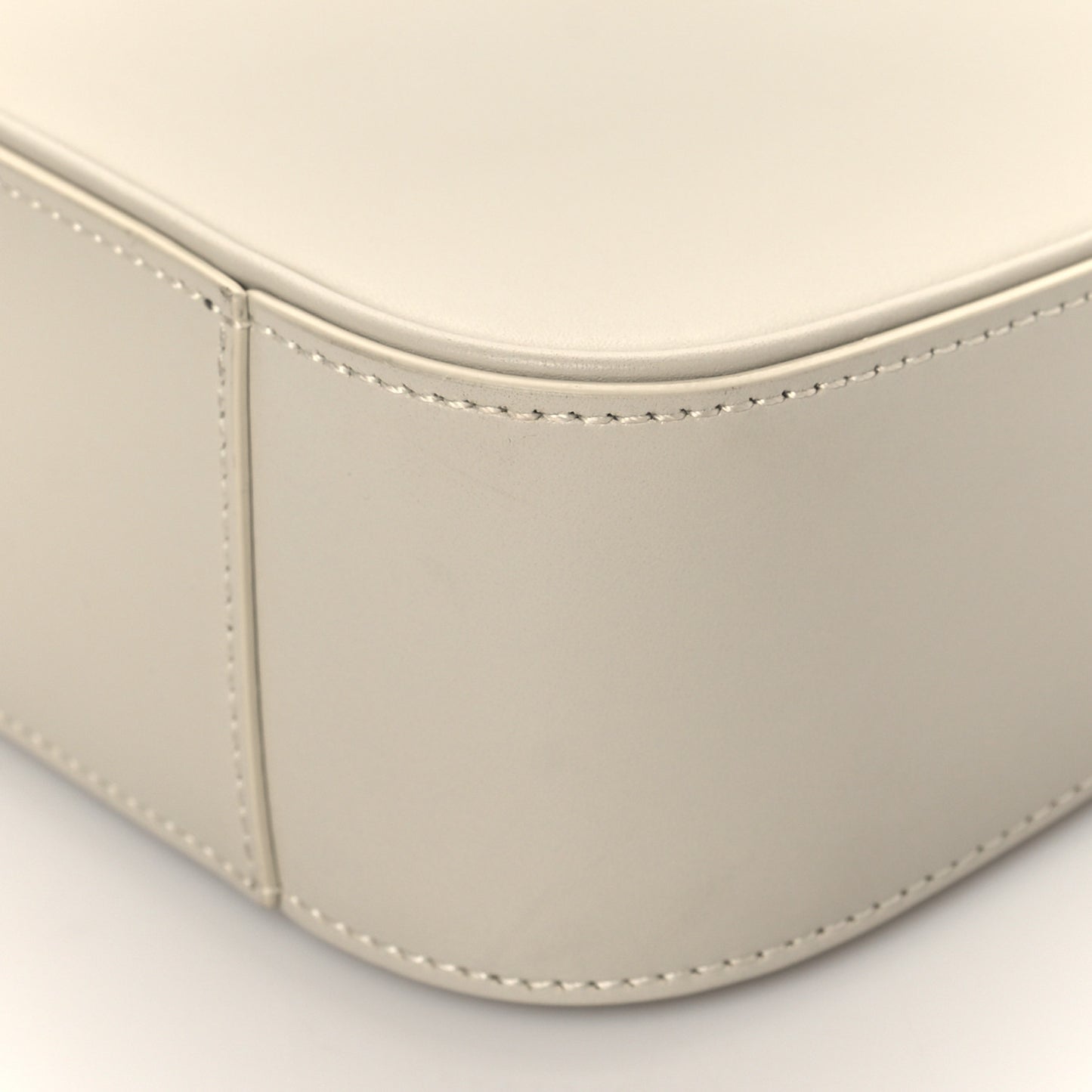 Smooth Calfskin Le 5 A 7 Hobo Blanc Vintage