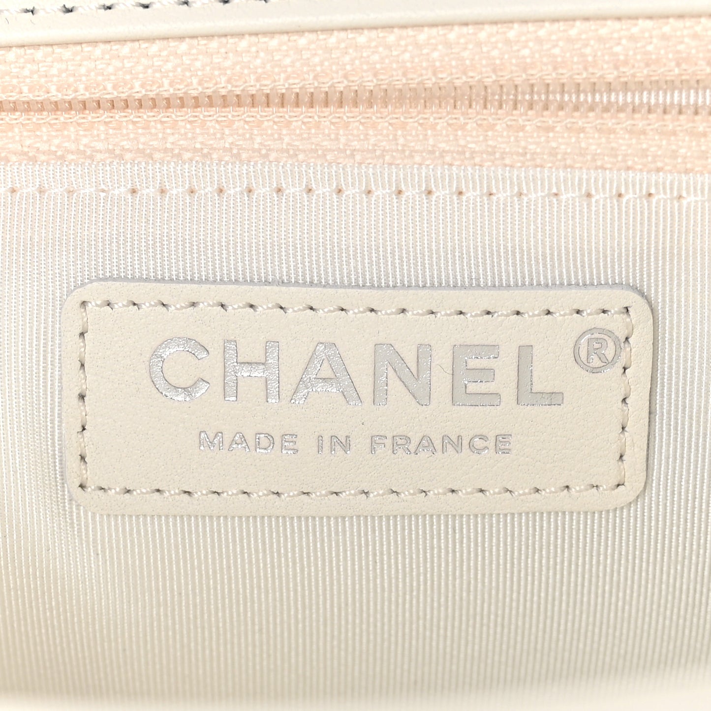 Calfskin Quilted New Medium Boy Flap Ivory