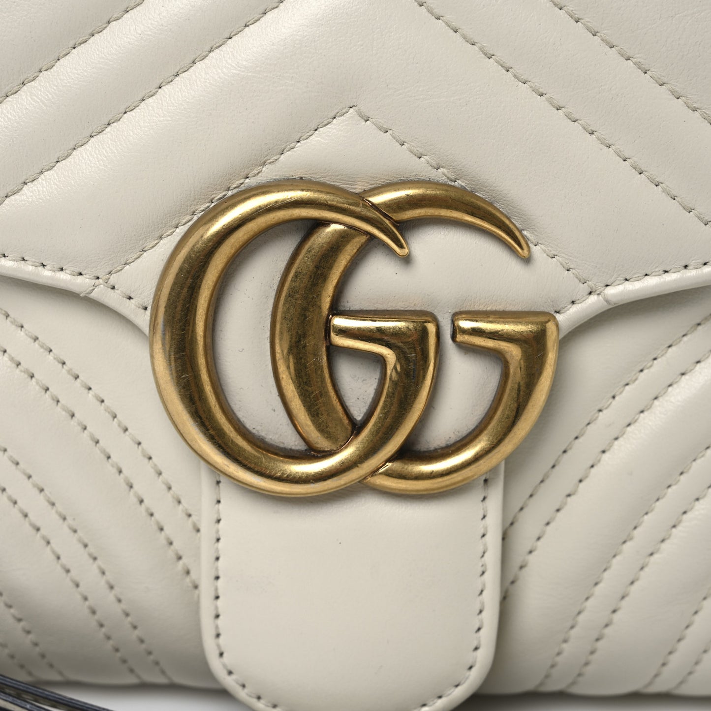 Calfskin Matelasse Sylvie Web Small GG Marmont Top Handle Shoulder Bag White