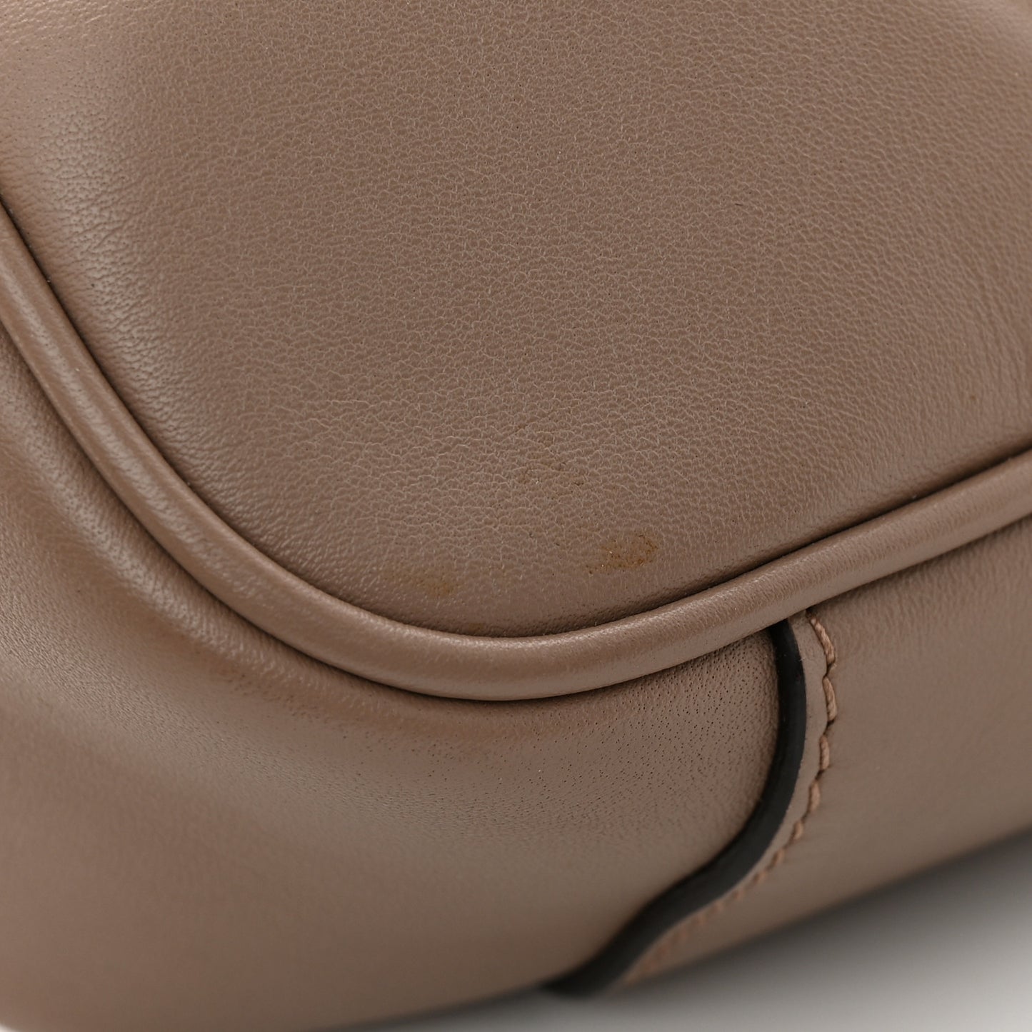 Calfskin Matelasse Medium GG Marmont Shoulder Bag Porcelain Rose