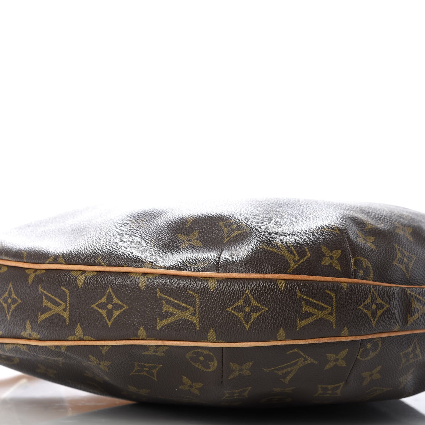 Monogram Croissant GM