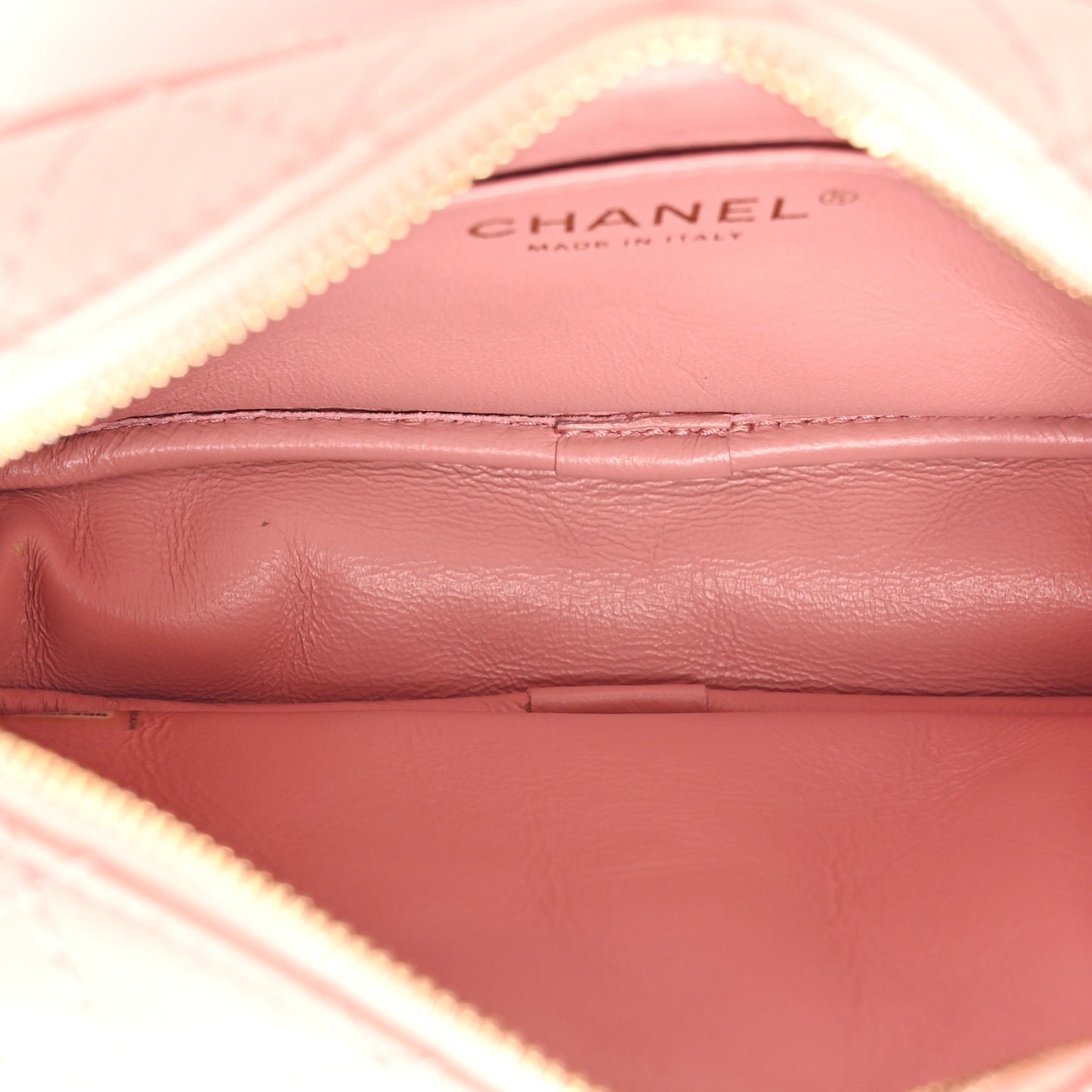 Aged Calfskin Quilted Mini Reissue Camera Case Pink