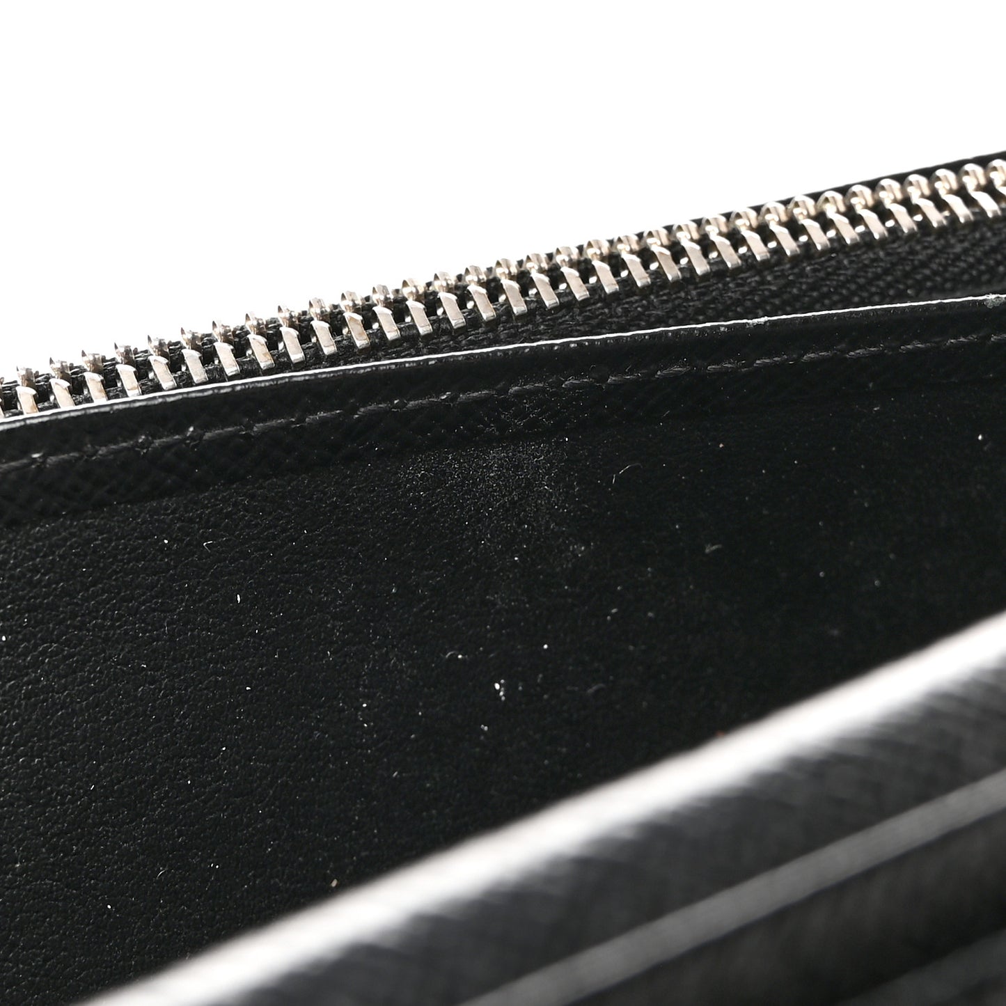 Damier Graphite Brazza Wallet