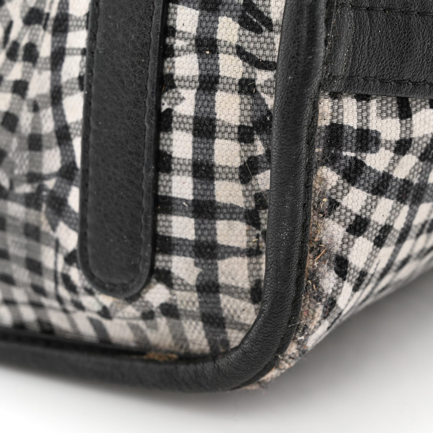 MCM Visetos Medium Liz Reversible Shopper Tote Black 21 of 23