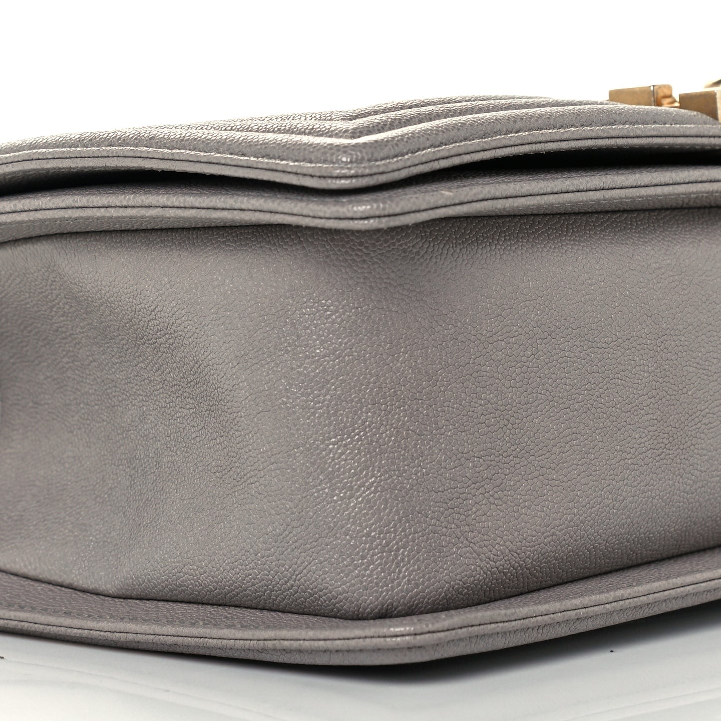 Caviar Quilted Medium Boy Flap Grey