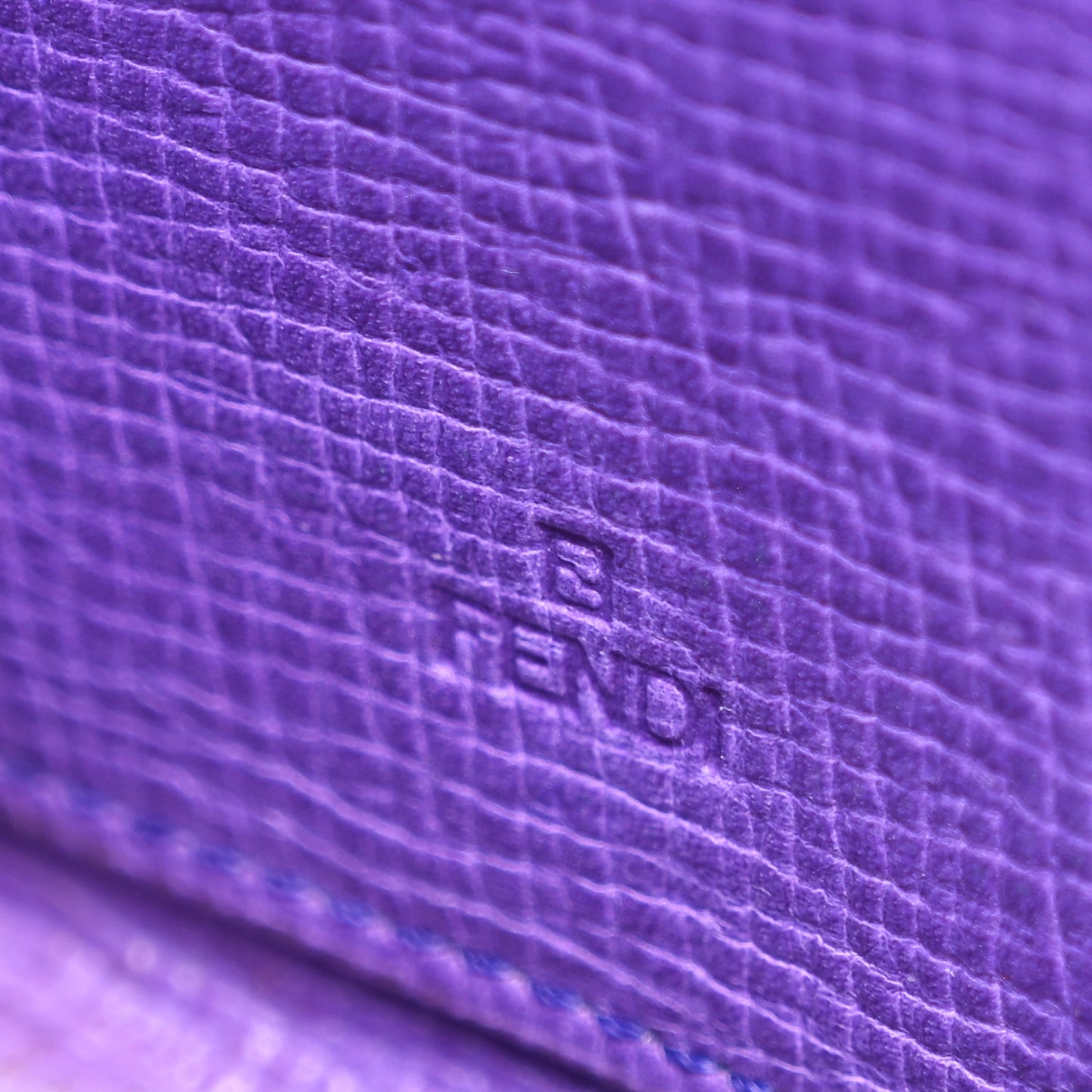 Zucca Spalmati Vitello Elite Zip Around Wallet Tobacco Viola