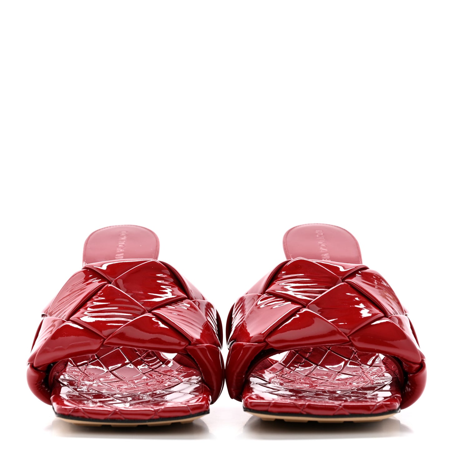 Ultra Gloss Patent Maxi Intrecciato Lido 90mm Mule Sandals 36 Apple Candy