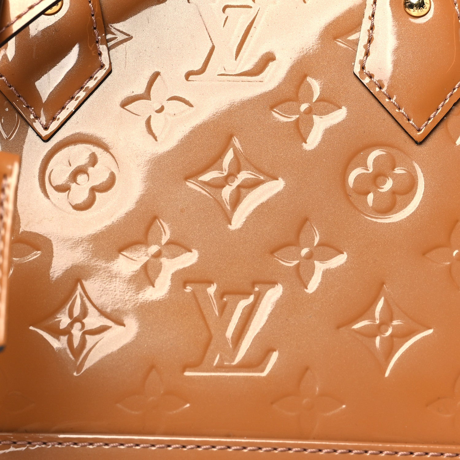 Louis Vuitton Vernis Alma BB Dune 7 of 9
