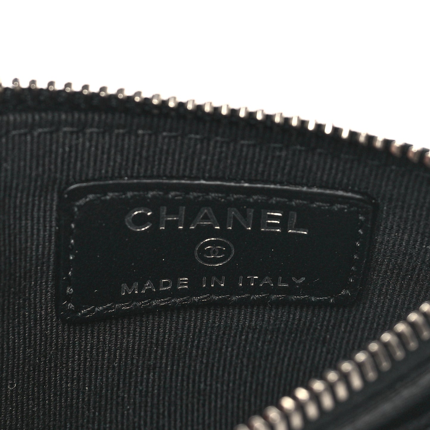 Caviar Quilted Chanel 19 Zip Card Holder Black