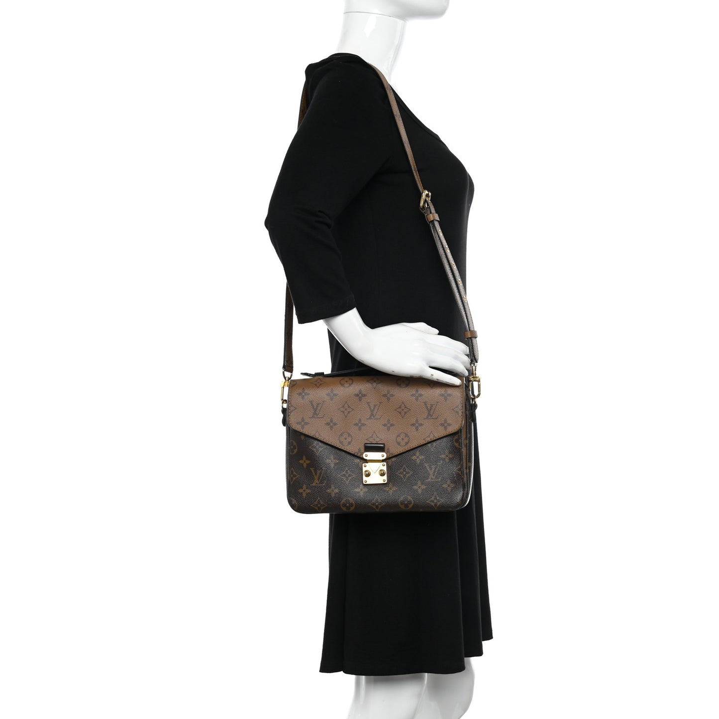 Reverse Monogram Pochette Metis