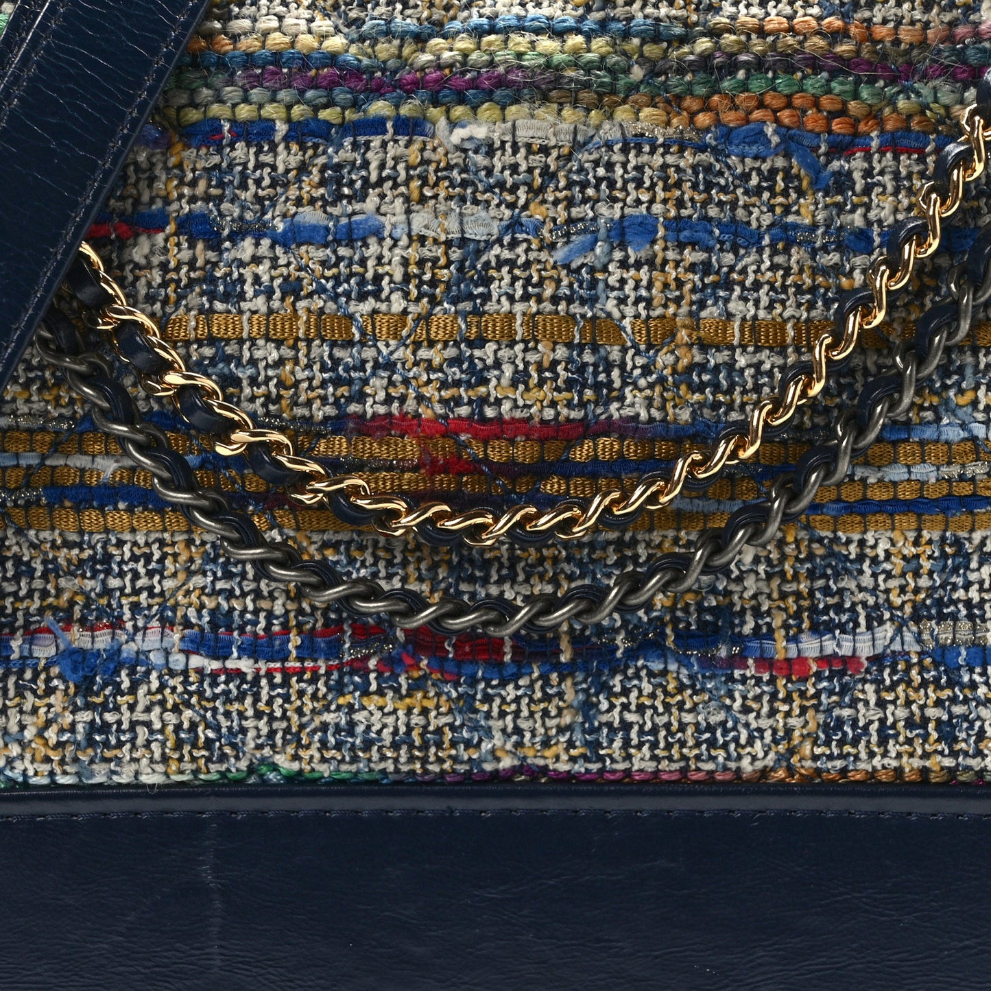Tweed Calfskin Medium Gabrielle Hobo Blue