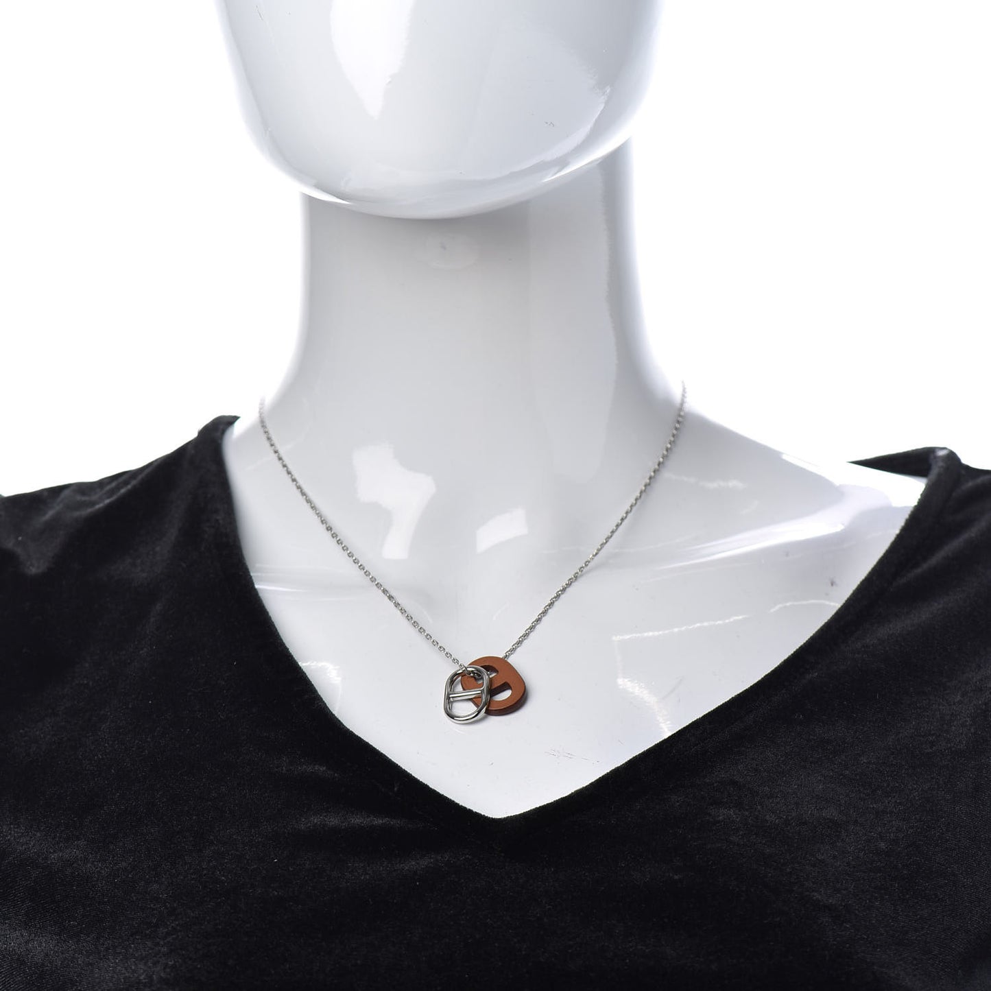 Swift O'Maillon Pendant Necklace Gold