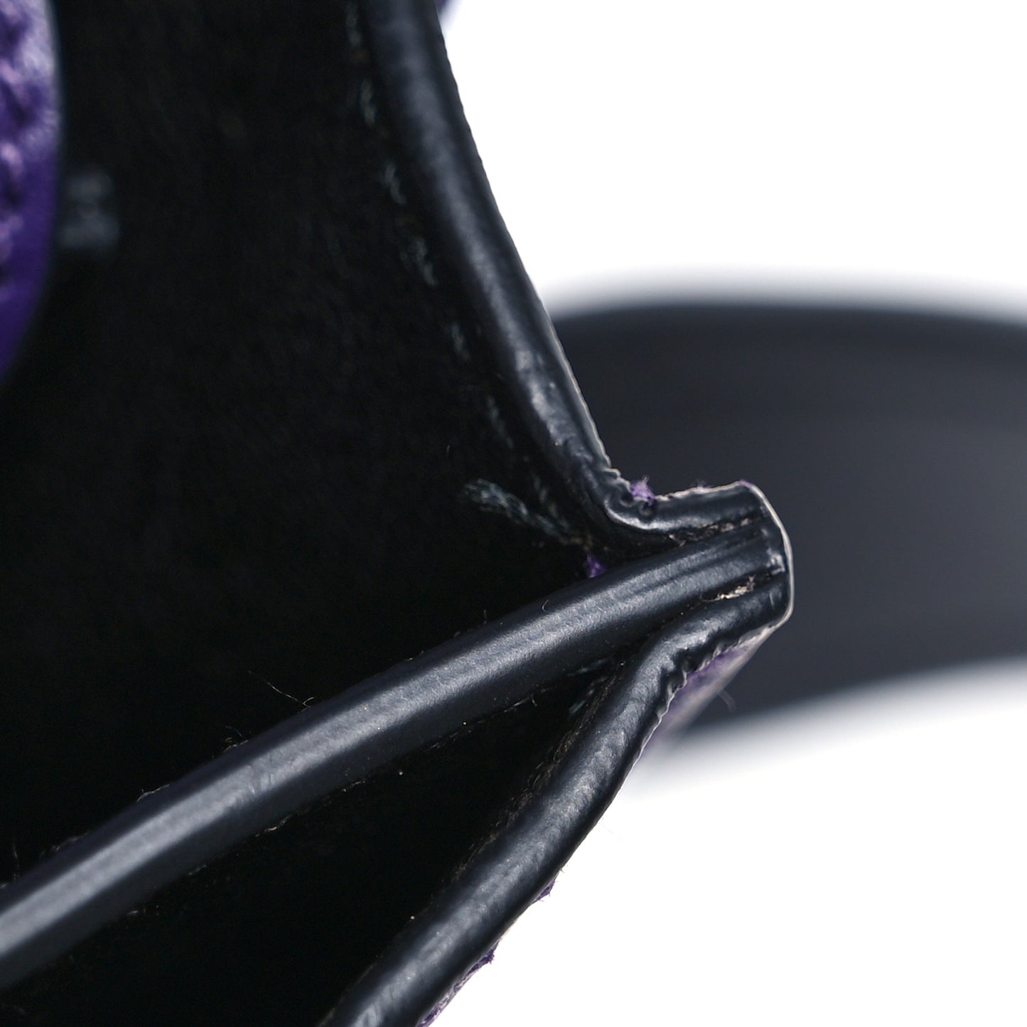 City Calfskin Saffiano Cahier Bag Viola Black