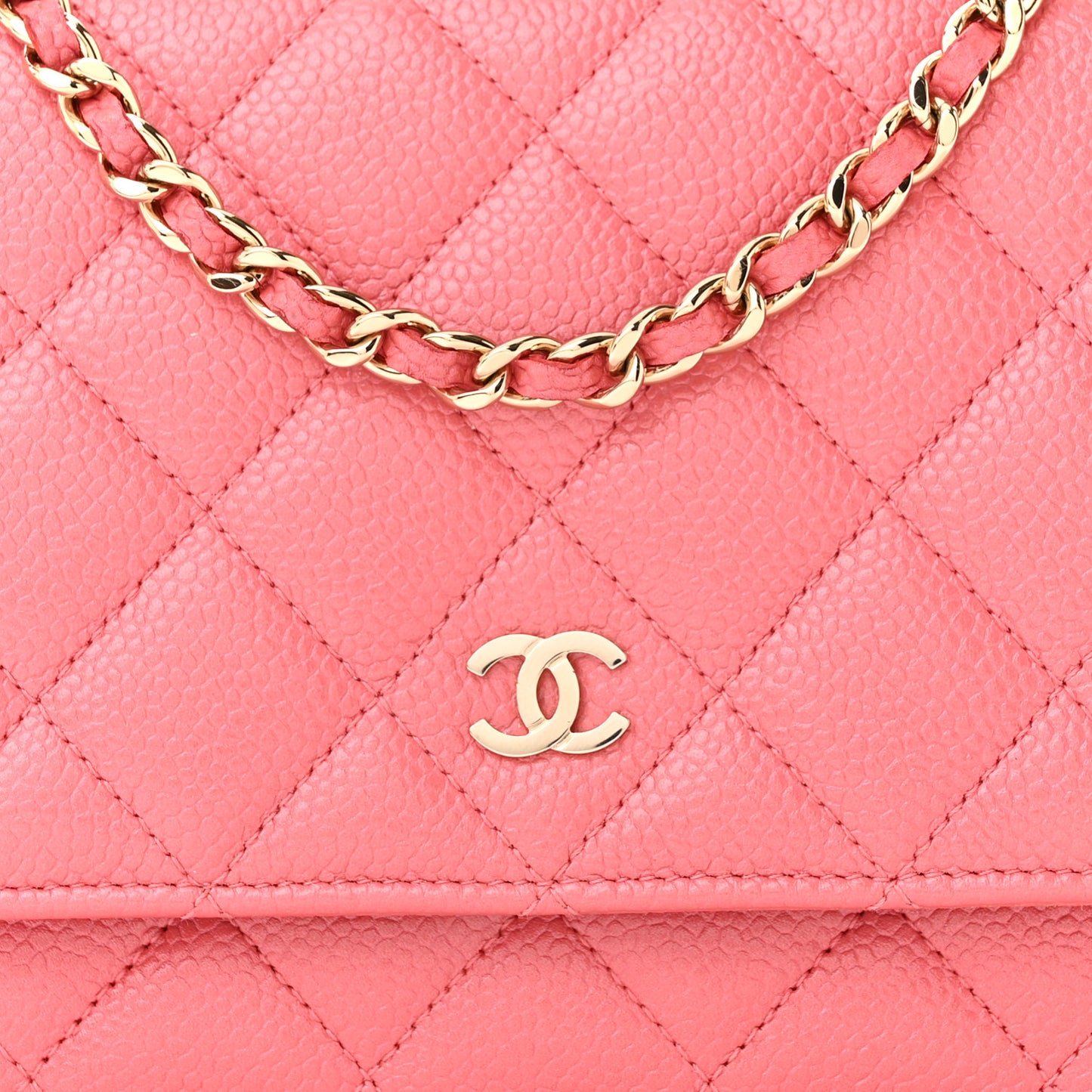 Caviar Quilted Wallet on Chain WOC Pink