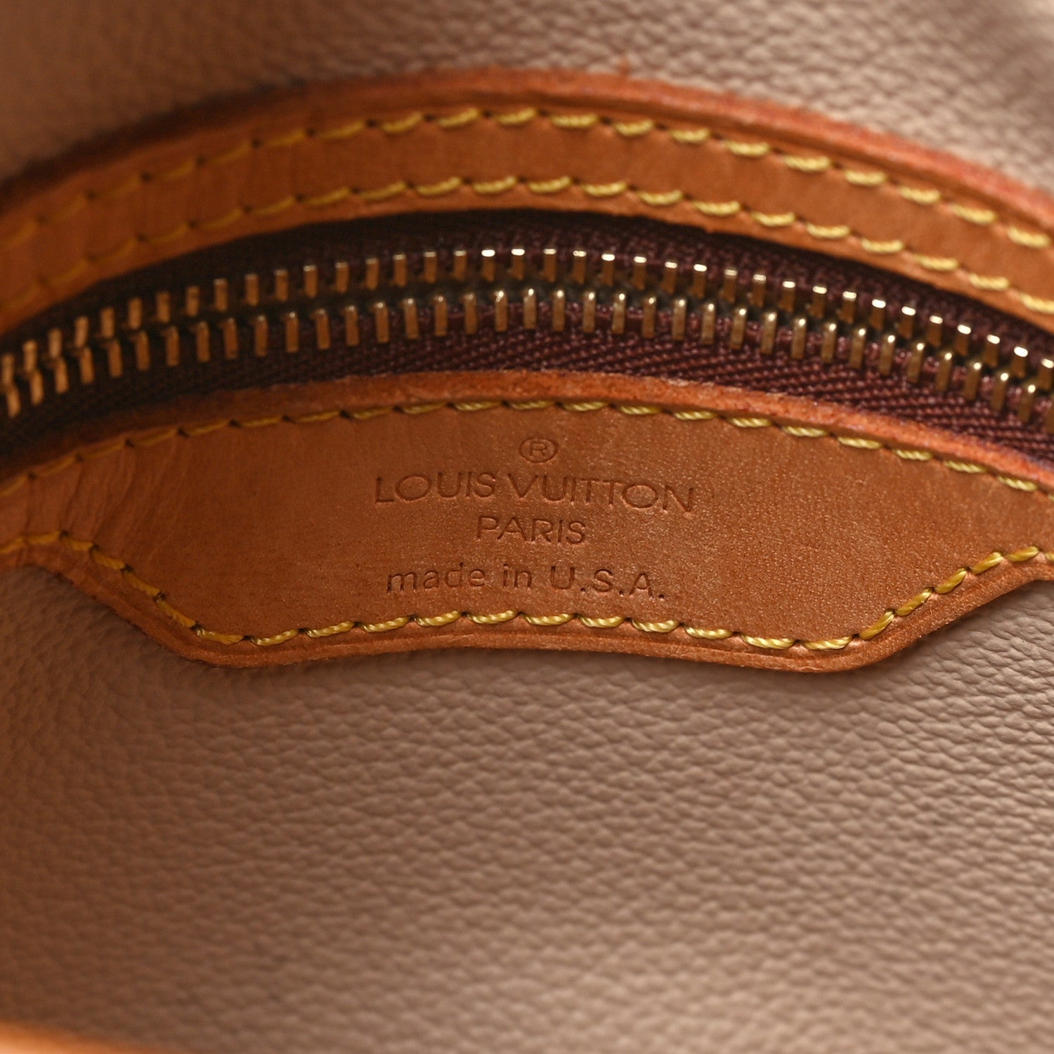 Louis Vuitton Monogram Petit Bucket 23 6 of 11