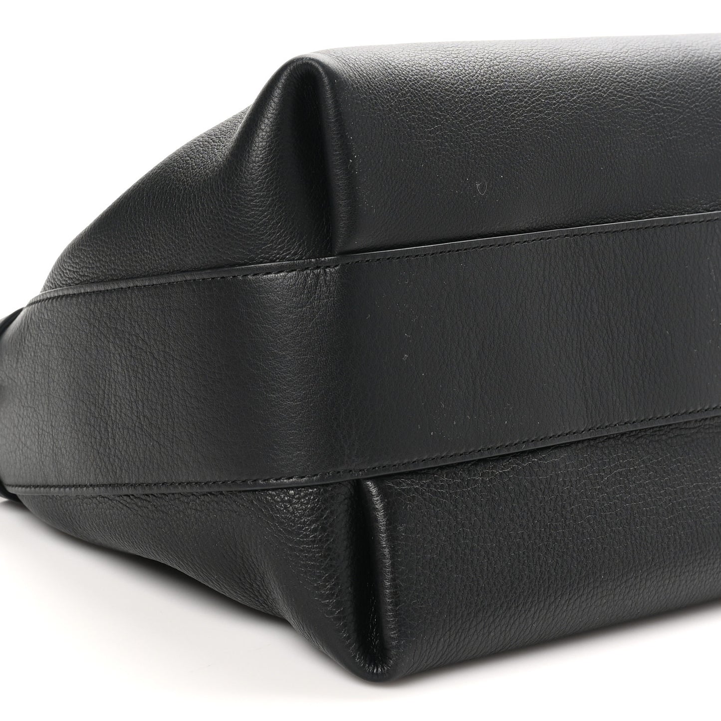 Calfskin Large Hug Pouch Black