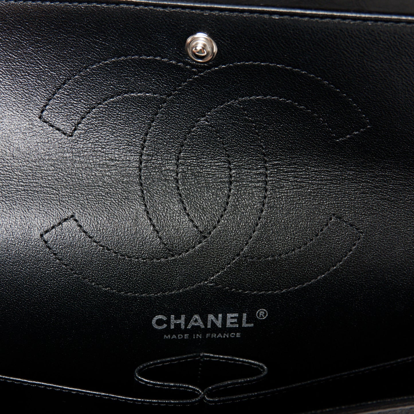Aged Calfskin Chevron Quilted 2.55 Reissue 226 Flap So Black