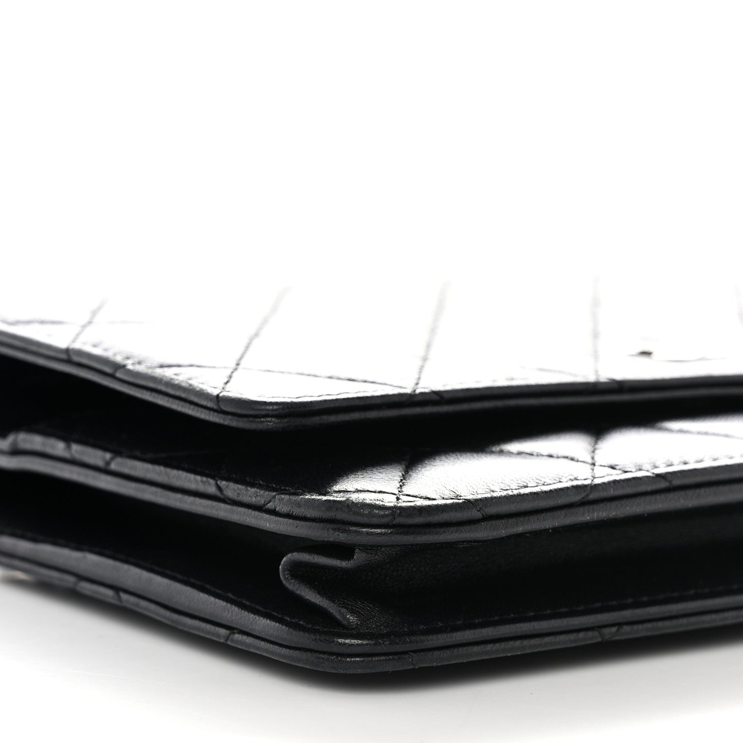 Lambskin Quilted Wallet On Chain WOC Black