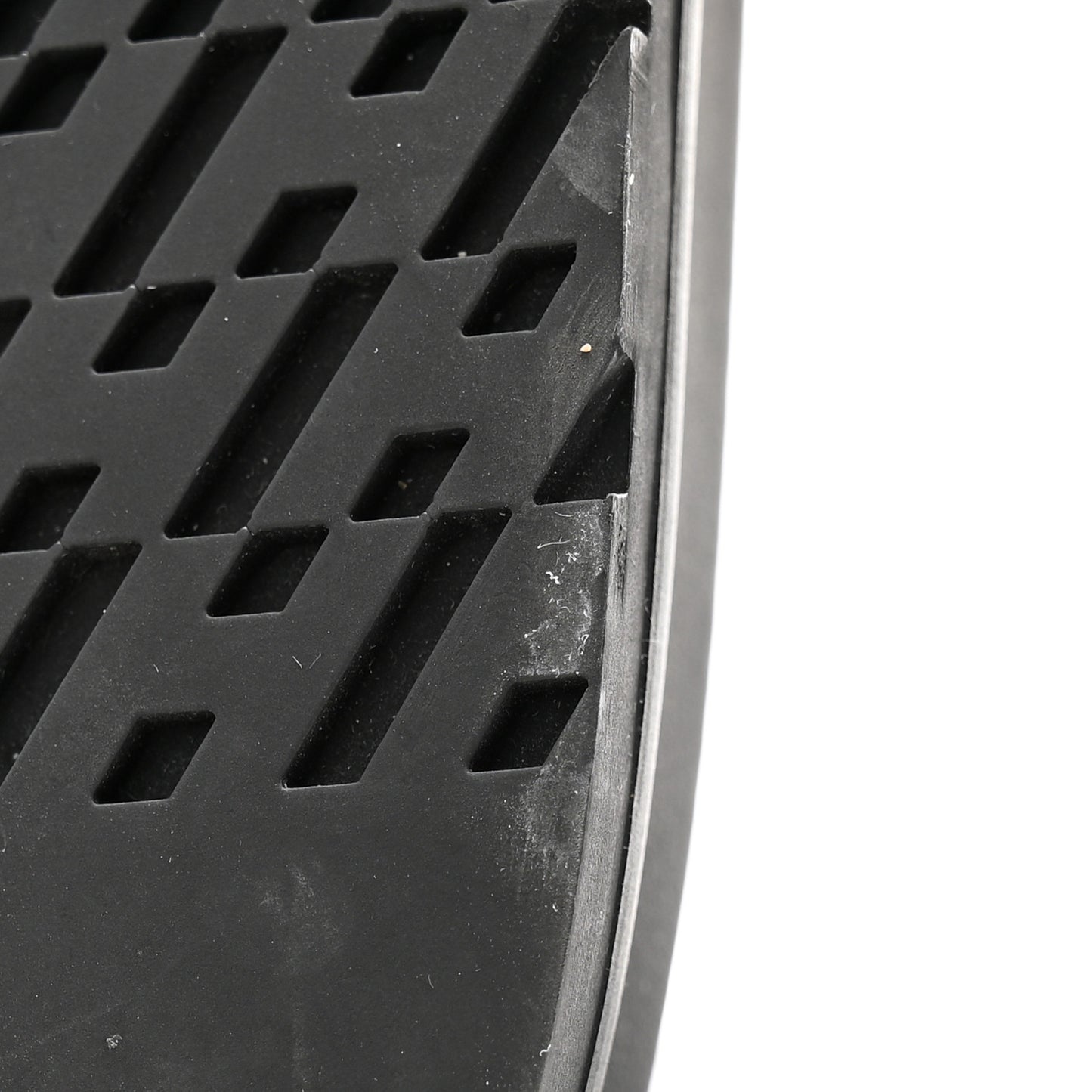 Metallic Goatskin Womens Chypre Sandals 38 Dore