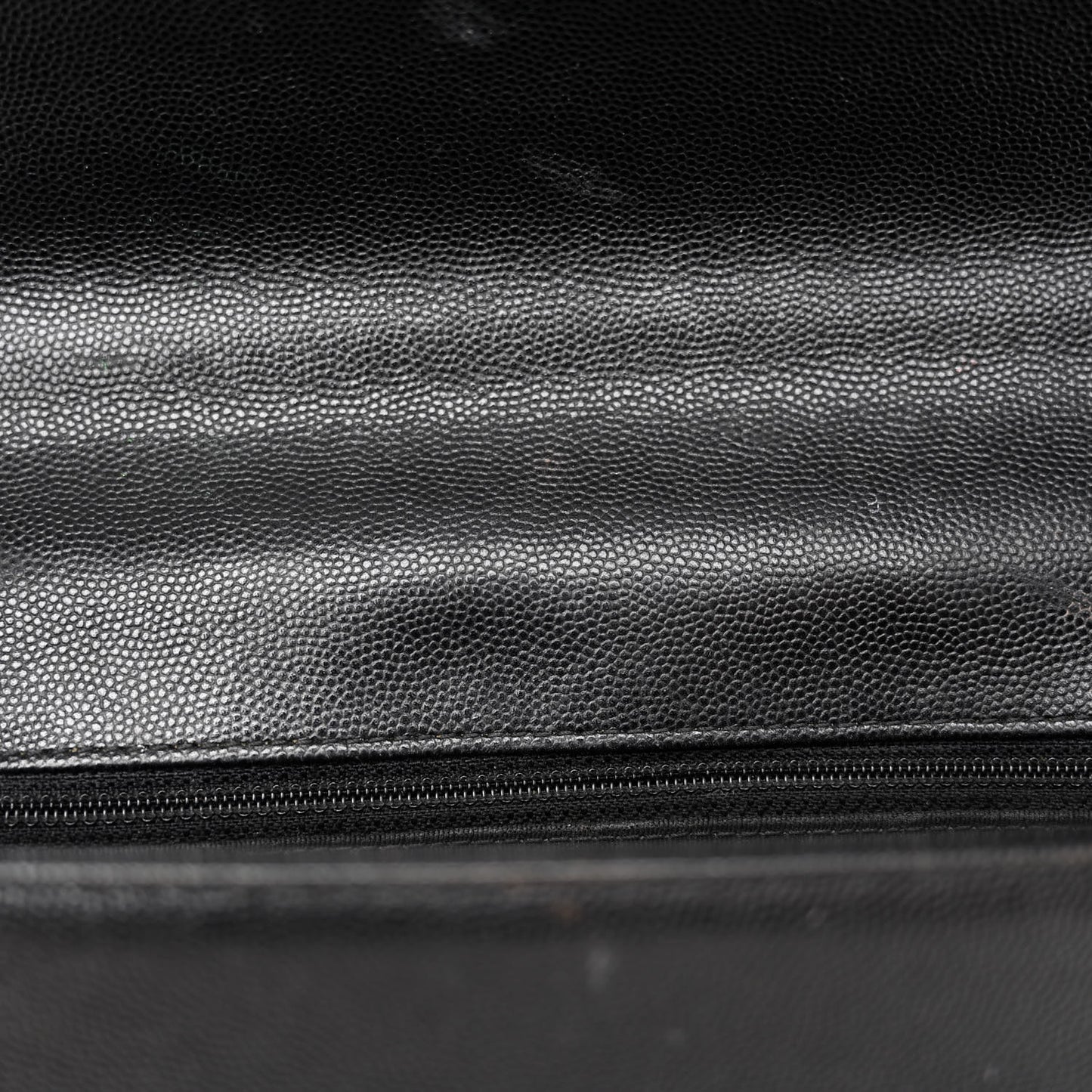 Caviar Quilted New Medium Boy Flap Black