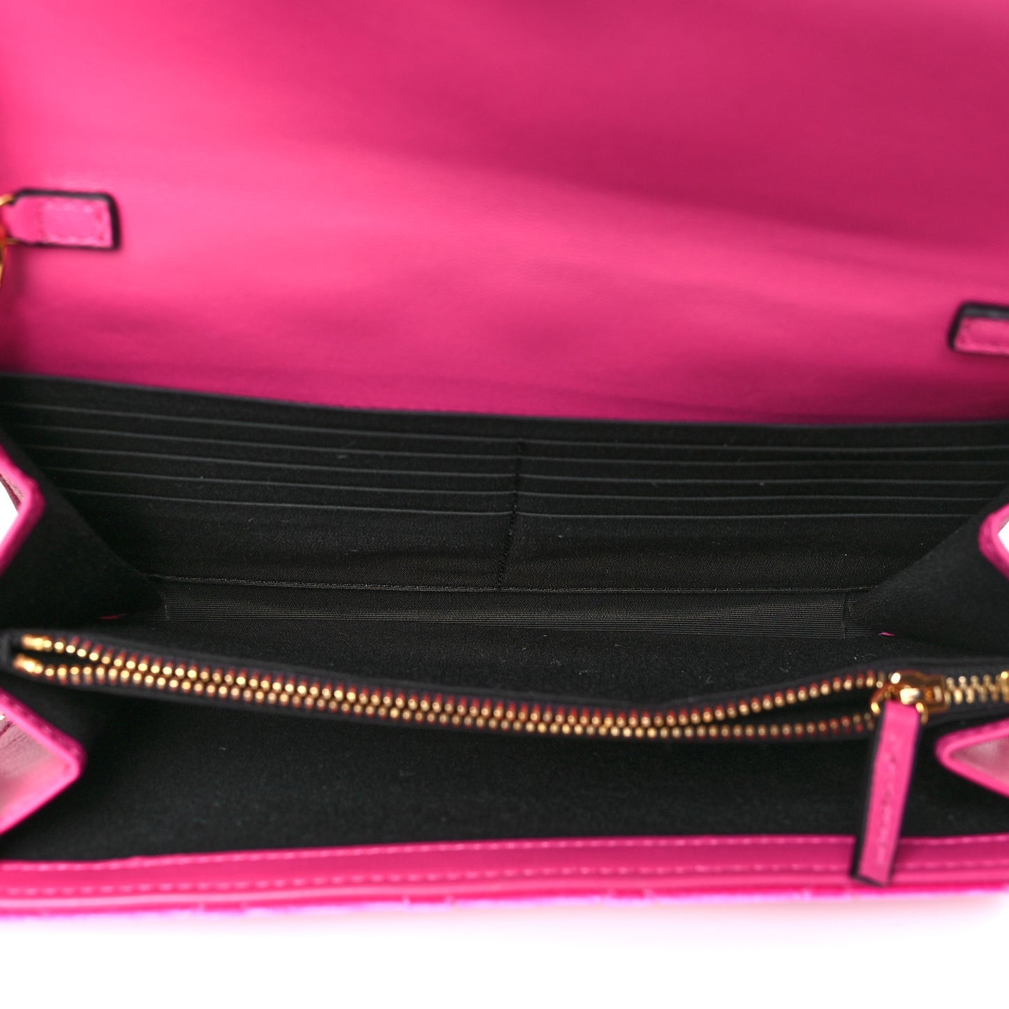 Velvet Quilted Medusa Wallet On Chain Pink