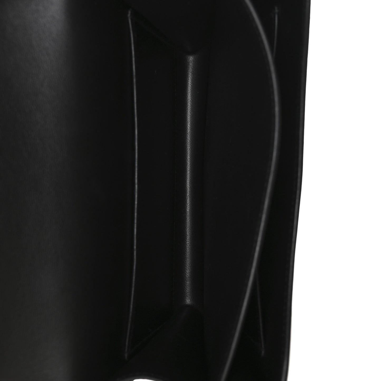 Epsom Constance 18 Black