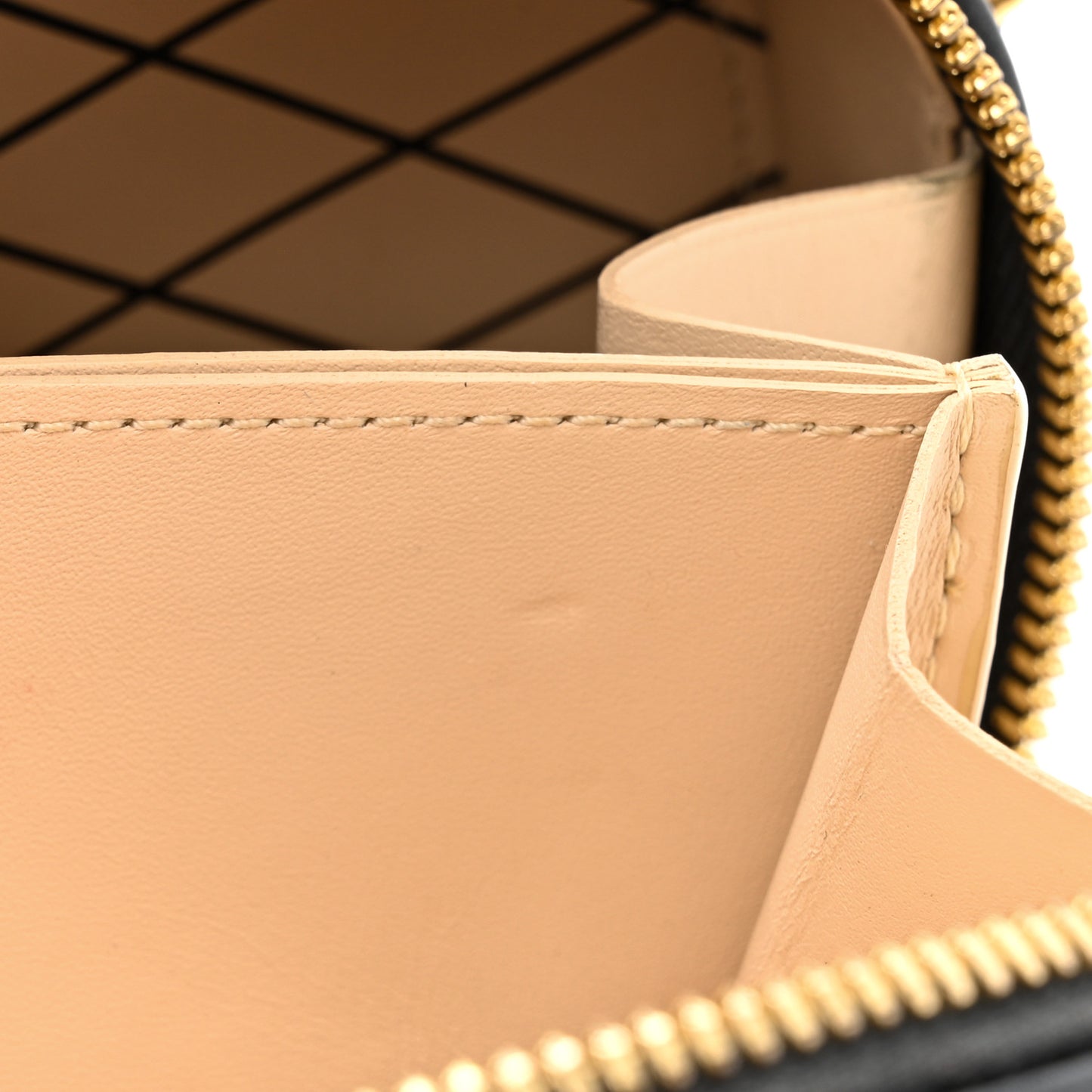 Reverse Monogram Mini Boite Chapeau