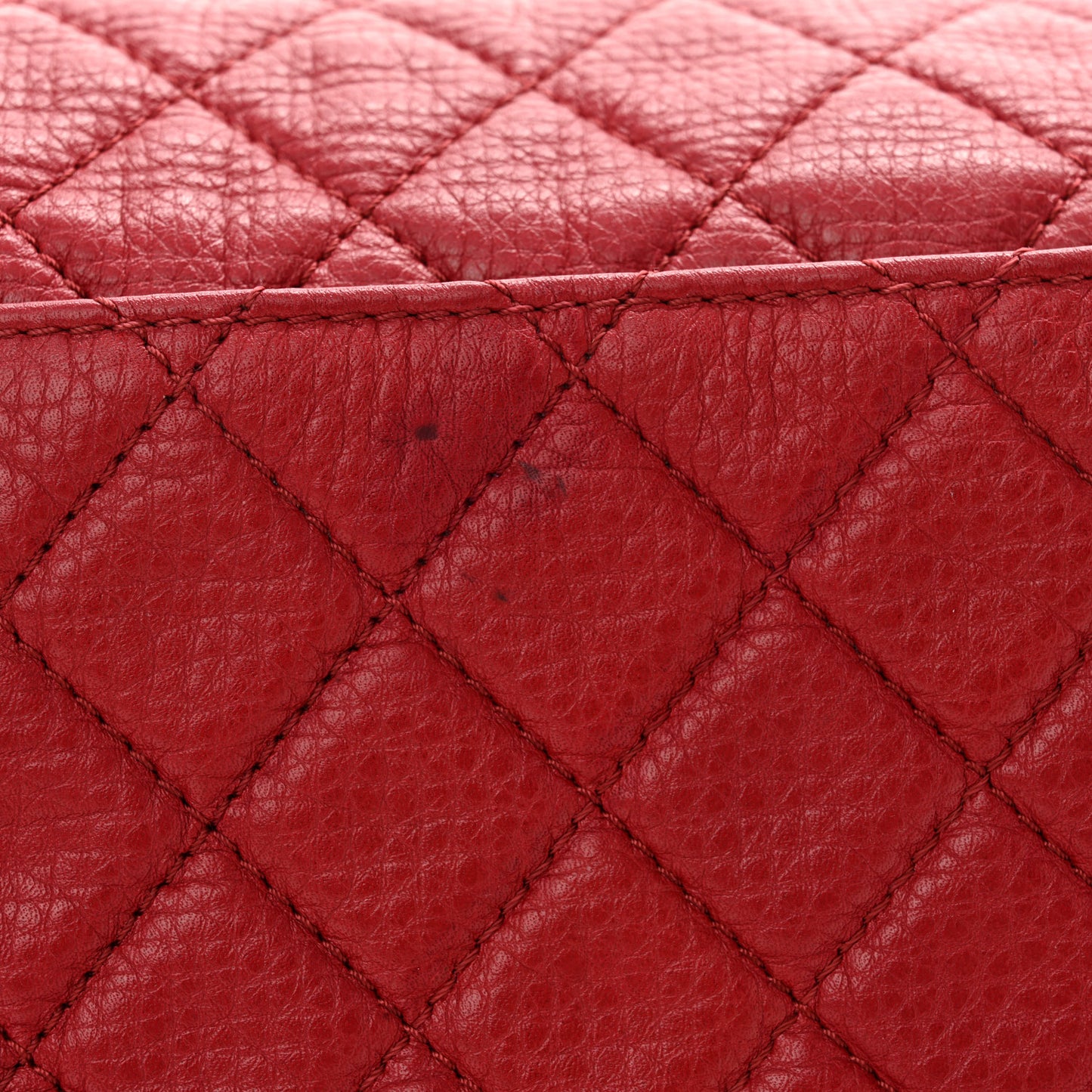 Calfskin Quilted XXL Travel Flap Bag Red