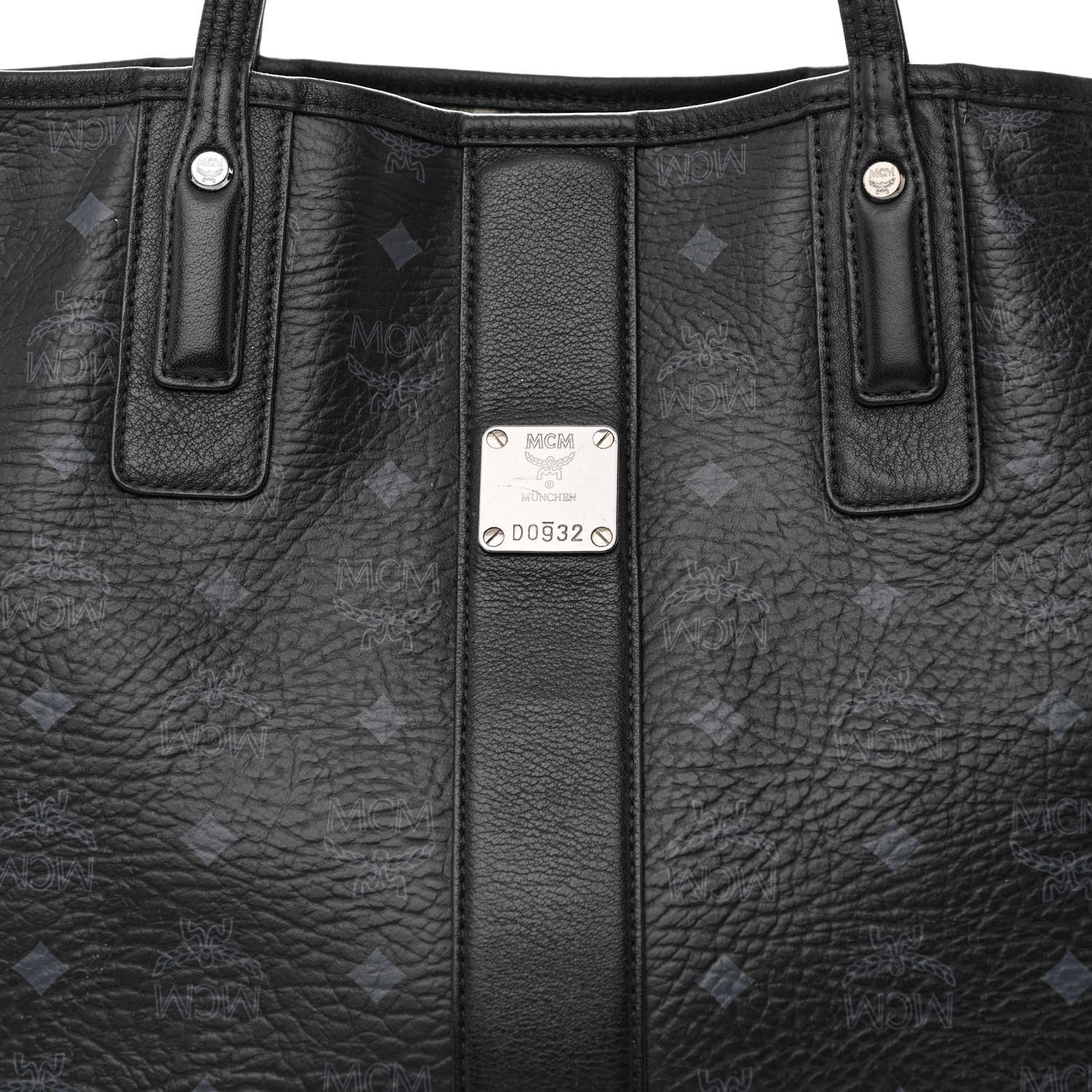 MCM Visetos Medium Liz Reversible Shopper Tote Black 10 of 23