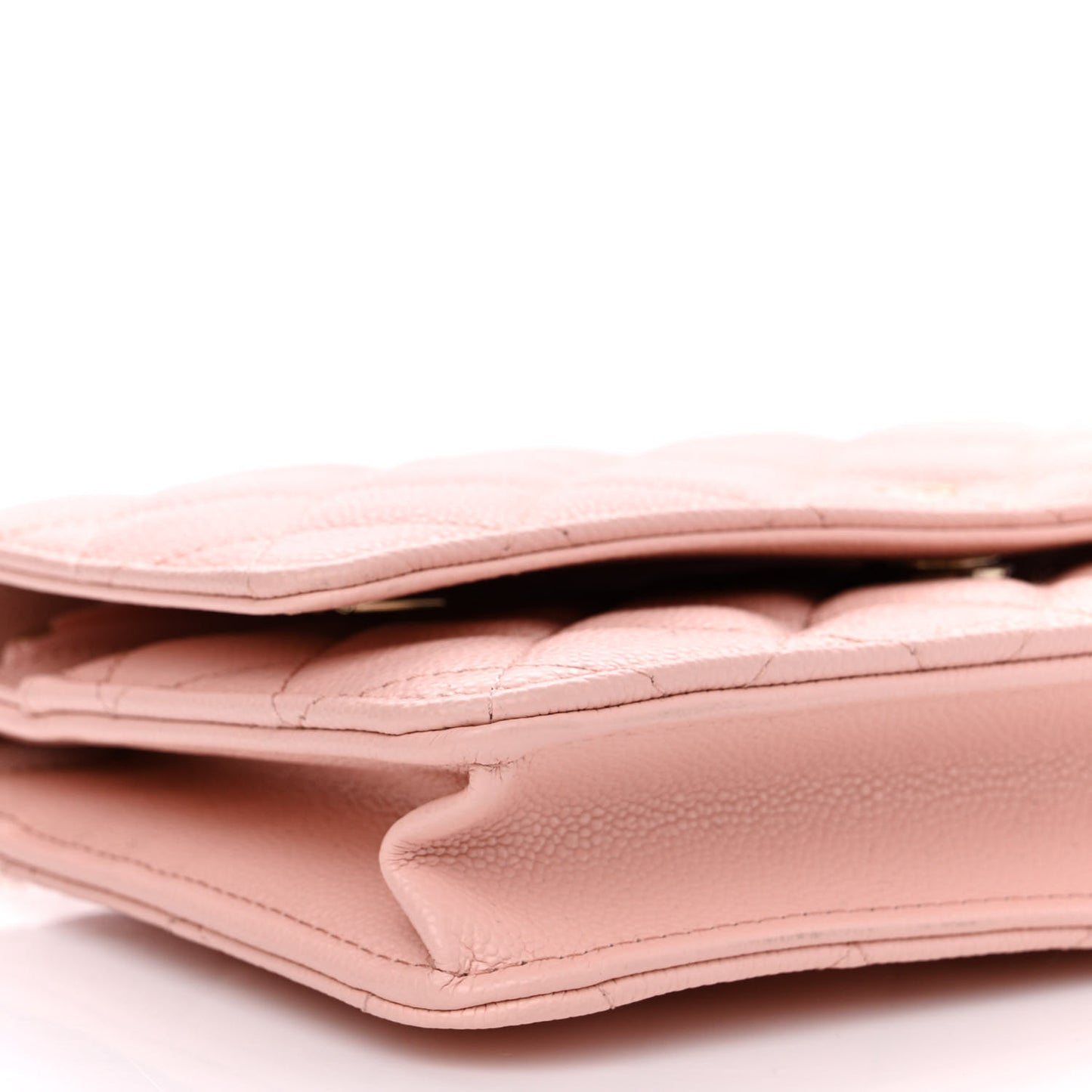 Caviar Quilted Wallet on Chain WOC Light Pink
