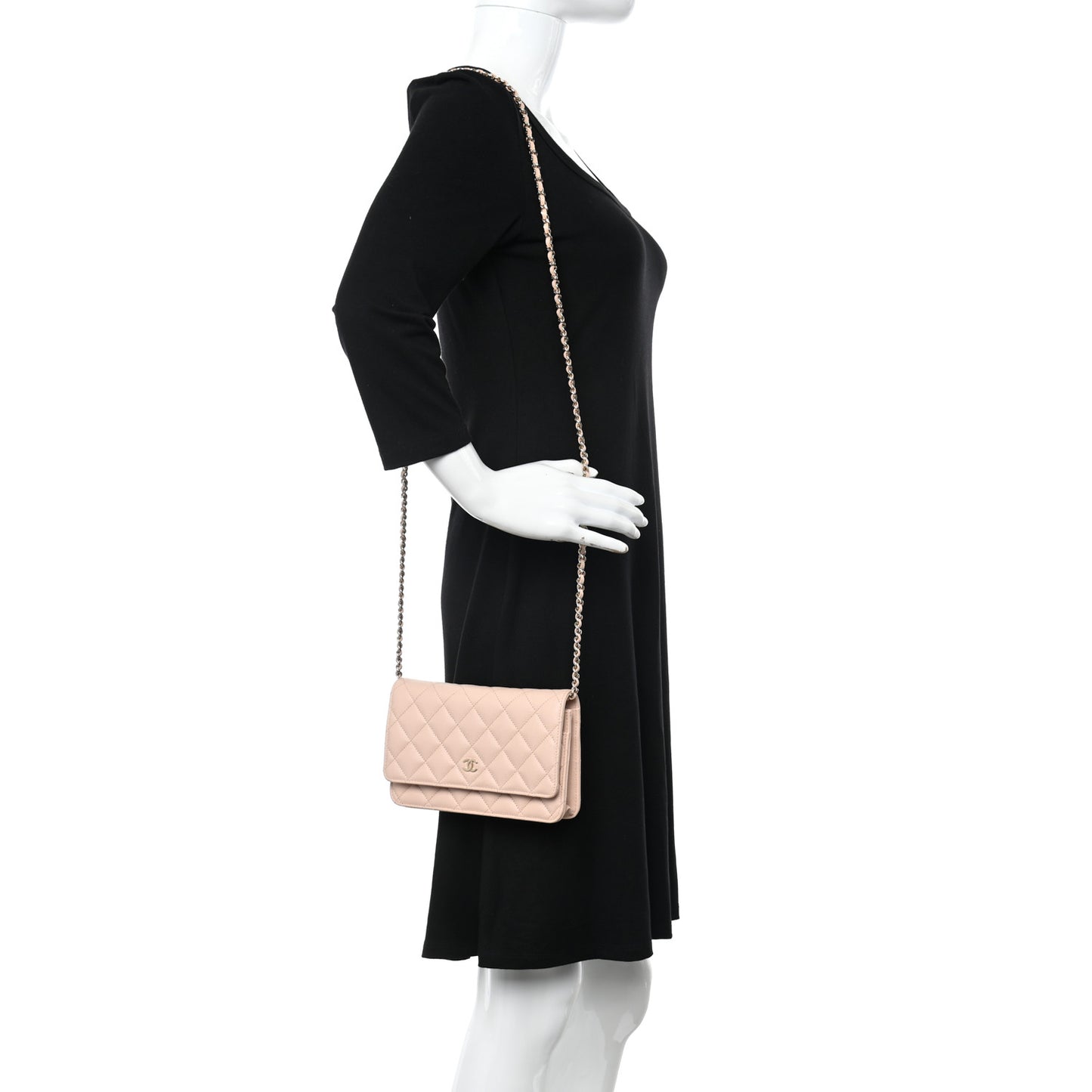 Caviar Quilted Wallet on Chain WOC Light Beige