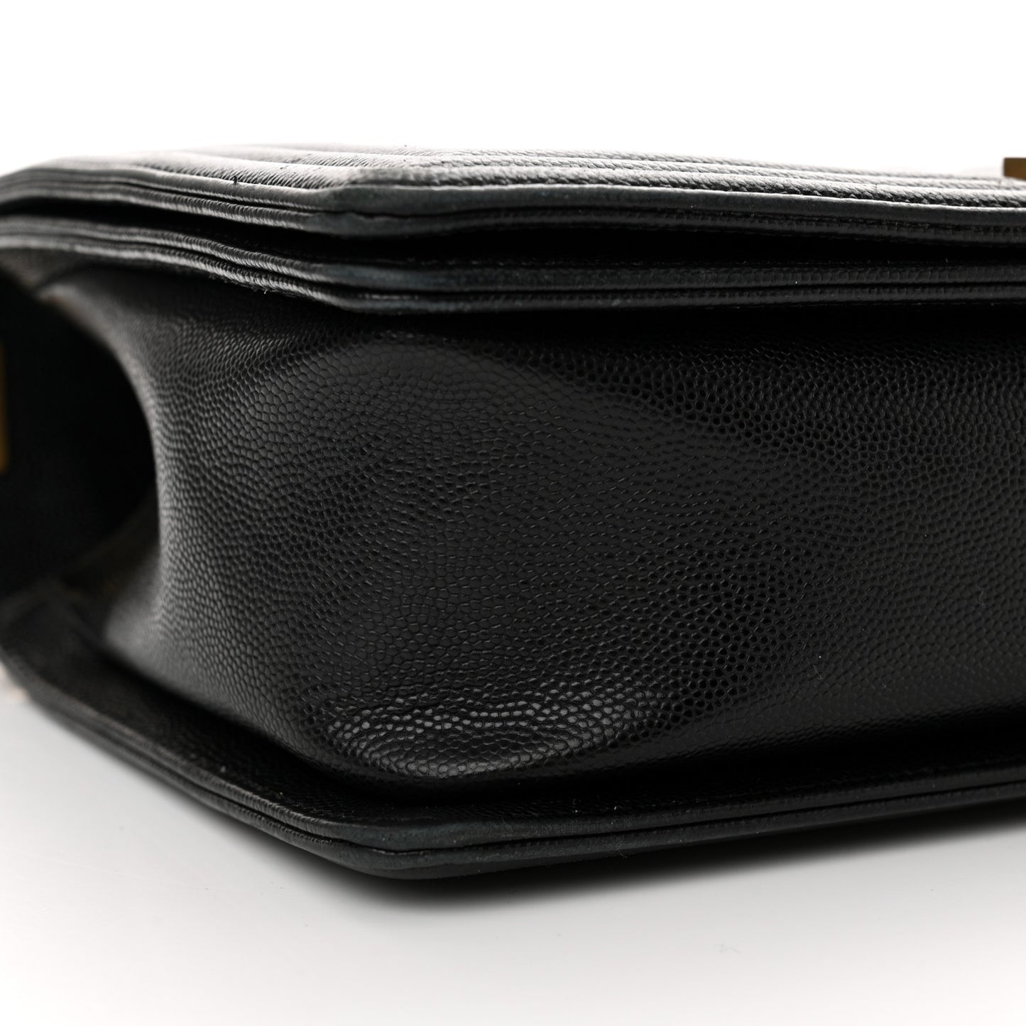 Caviar Quilted New Medium Boy Flap Black