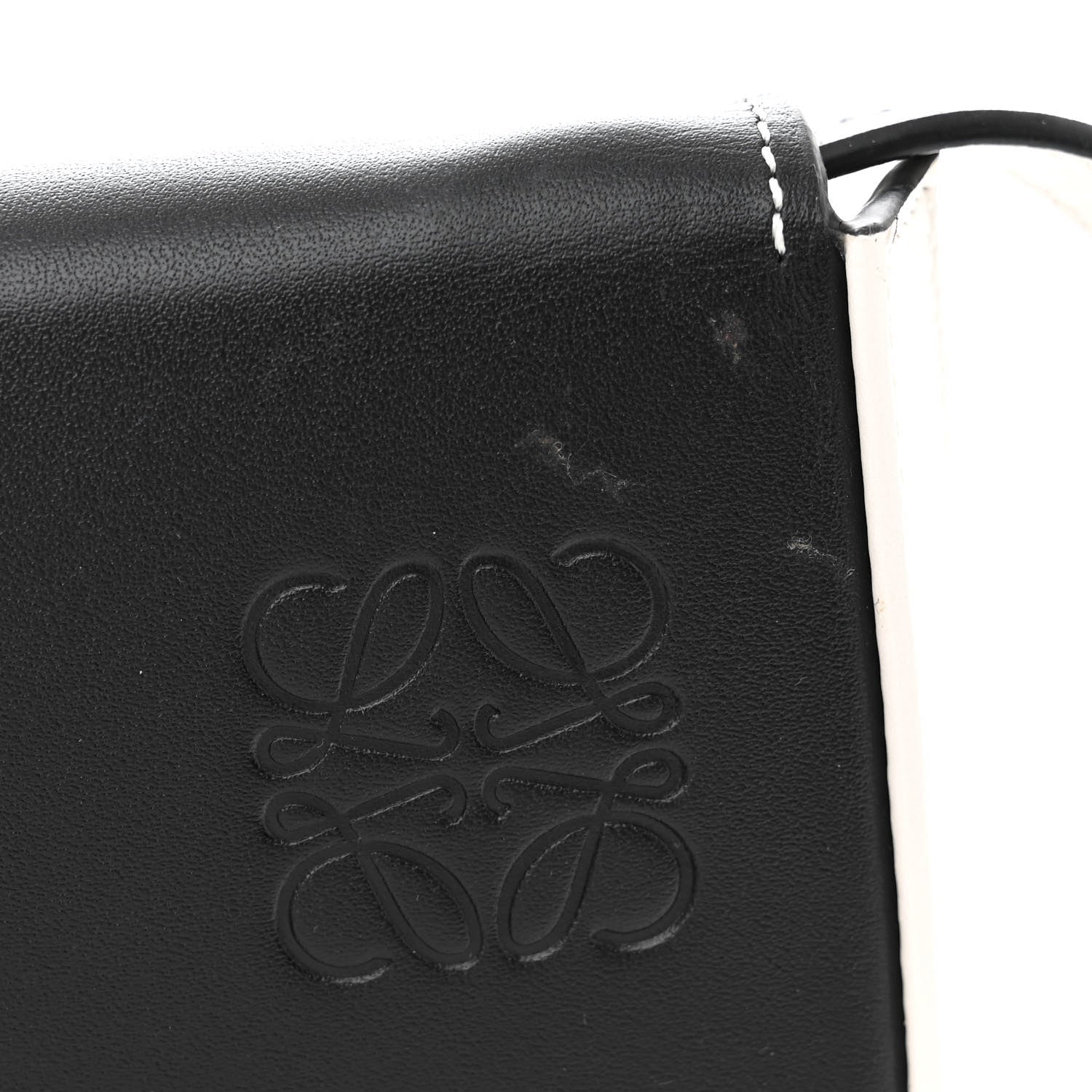 Loewe Soft Calfskin Heel Bag Black Soft White 12 of 12