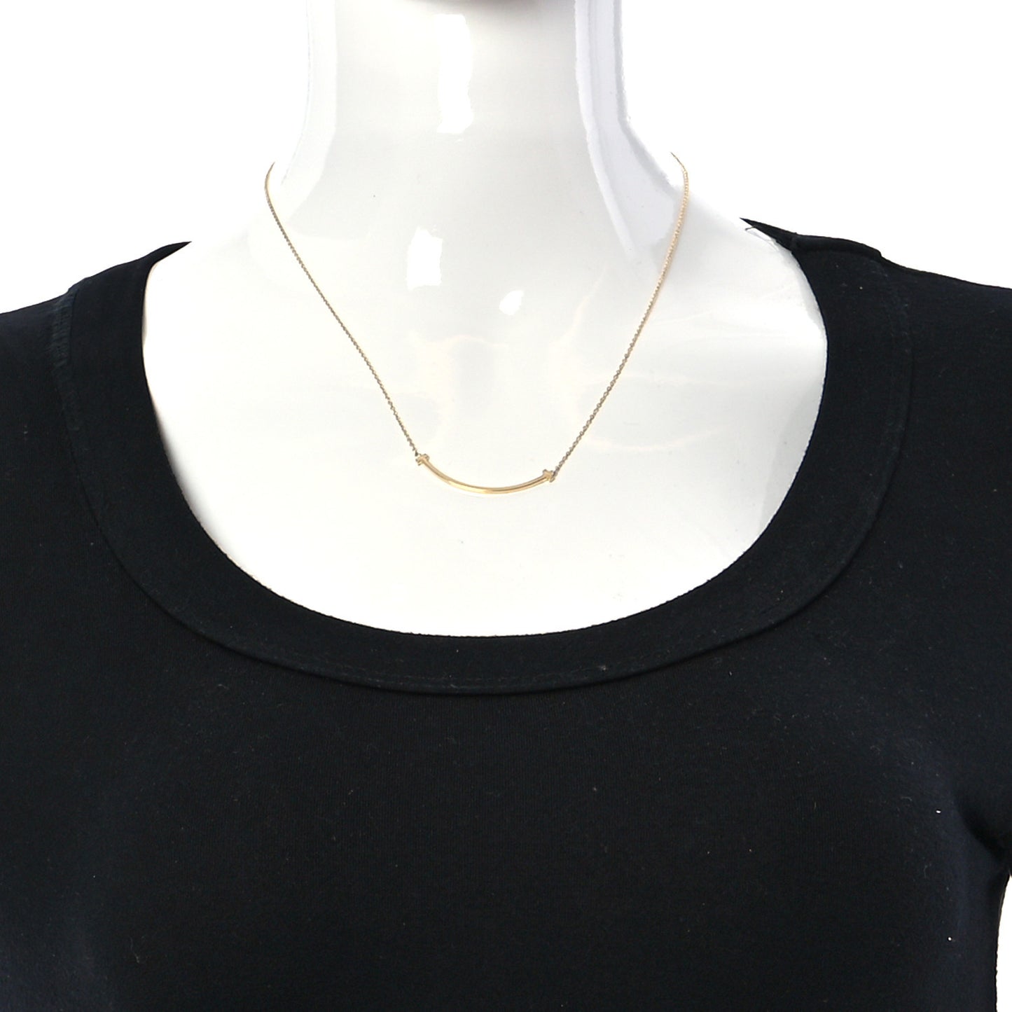 18K Yellow Gold Small T Smile Pendant Necklace