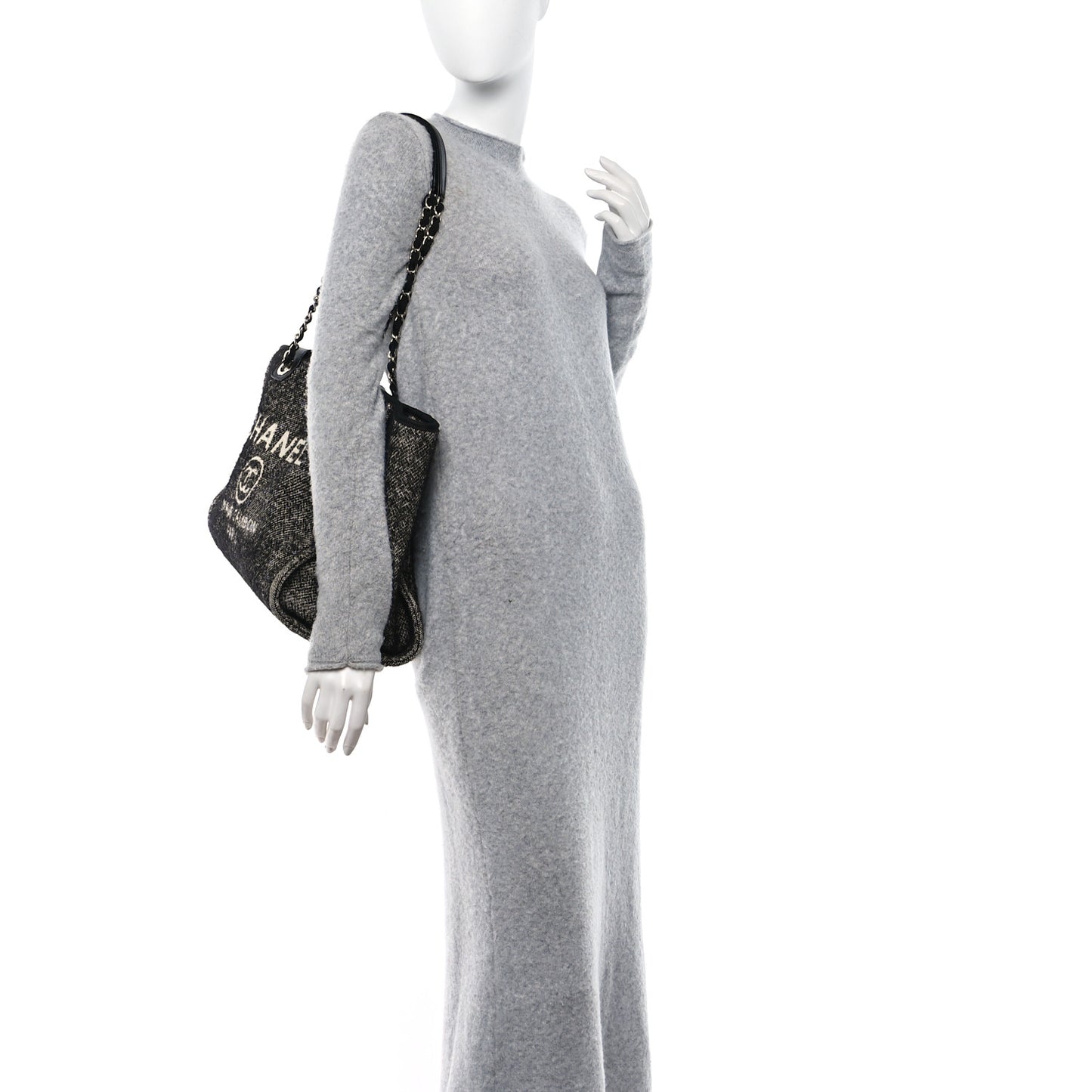 Mixed Fibers Calfskin Medium Deauville Tote Black